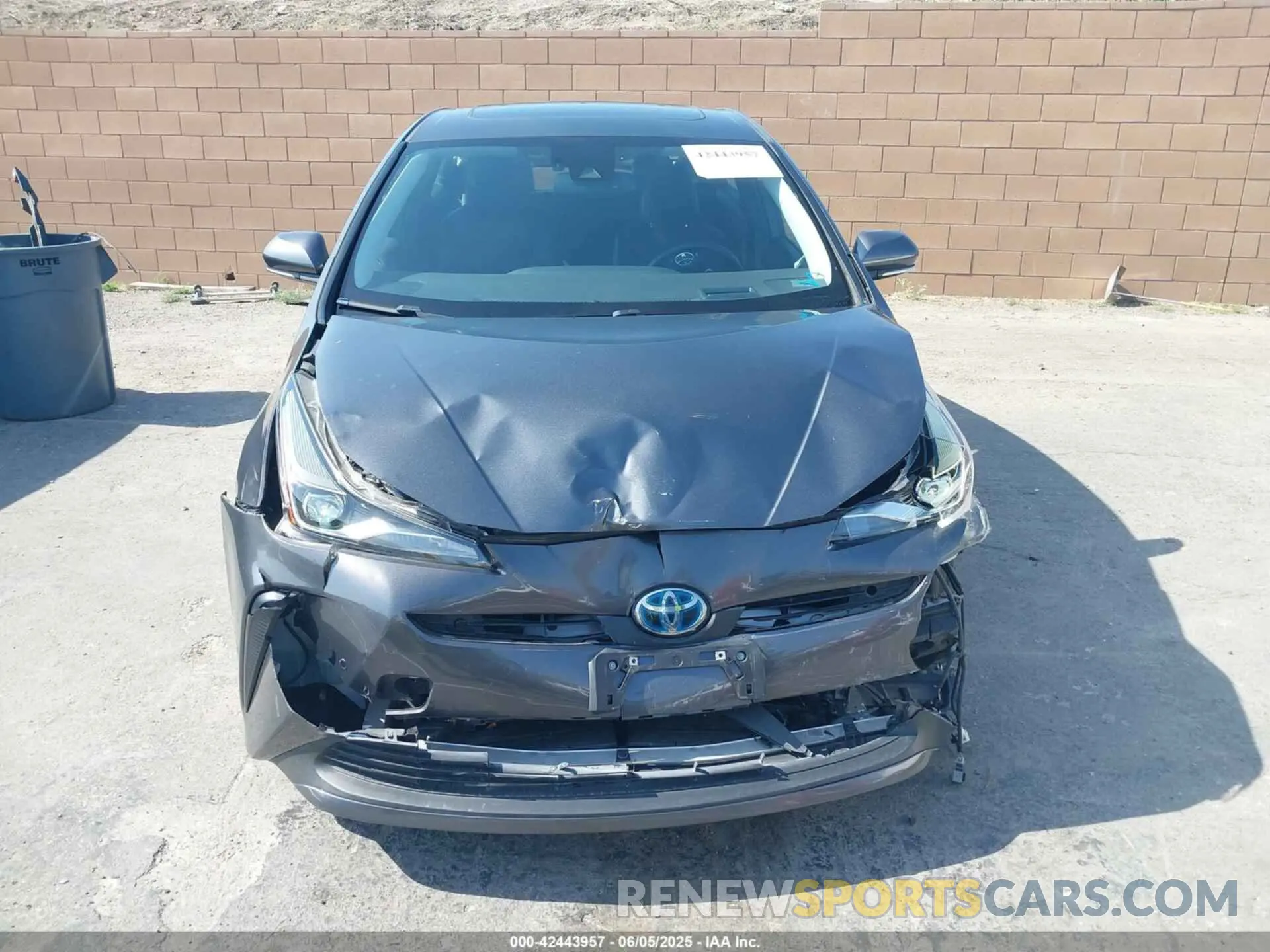 12 fotografías del automóvil dañado JTDKAMFU4M3144985 TOYOTA PRIUS 2021