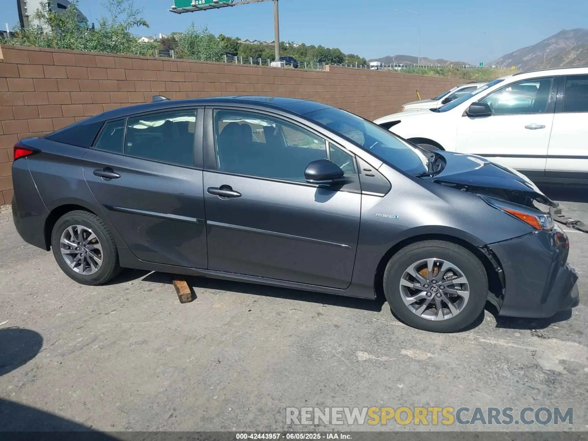13 fotografías del automóvil dañado JTDKAMFU4M3144985 TOYOTA PRIUS 2021