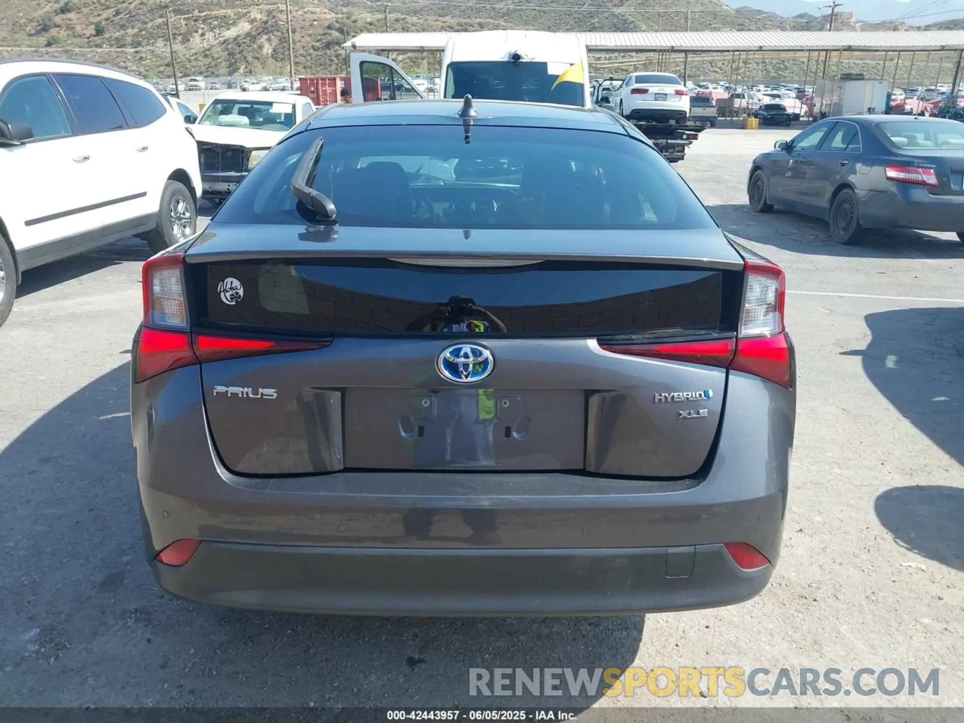16 fotografías del automóvil dañado JTDKAMFU4M3144985 TOYOTA PRIUS 2021