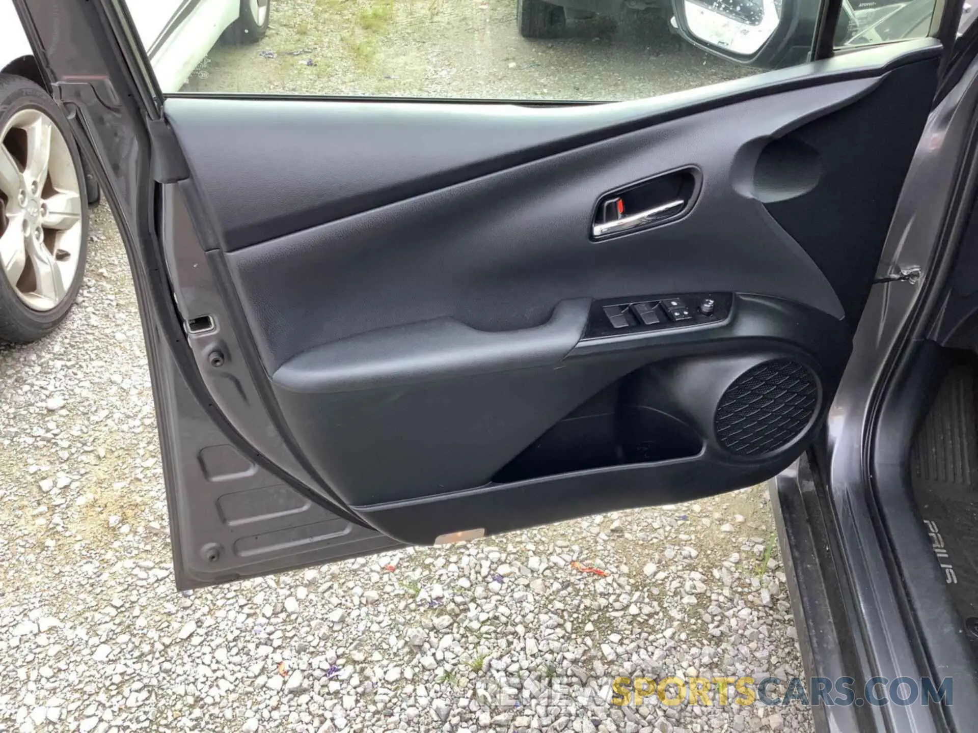 9 fotografías del automóvil dañado JTDKAMFU5M3141383 TOYOTA PRIUS 2021