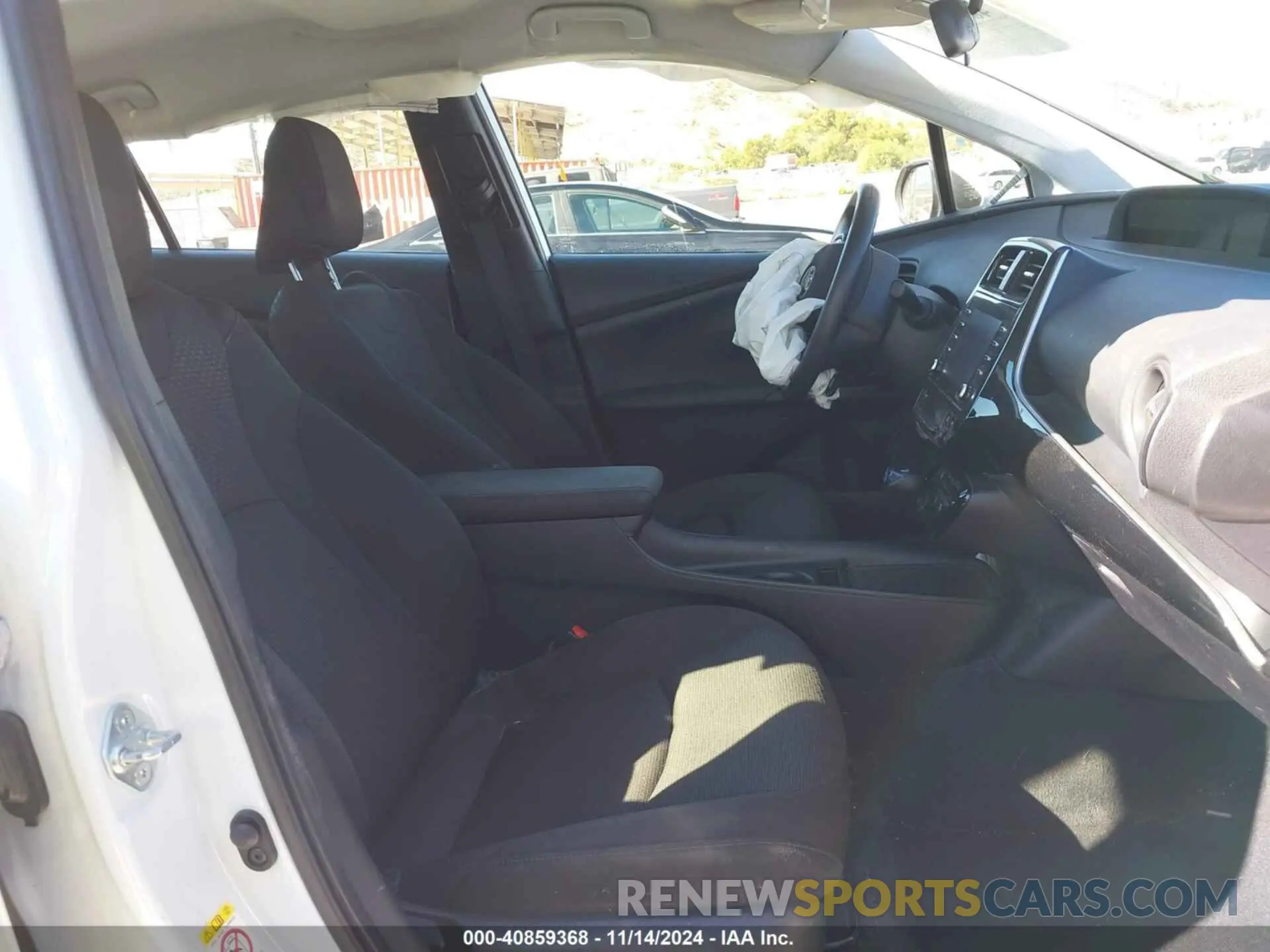 5 fotografías del automóvil dañado JTDKAMFU6M3131932 TOYOTA PRIUS 2021