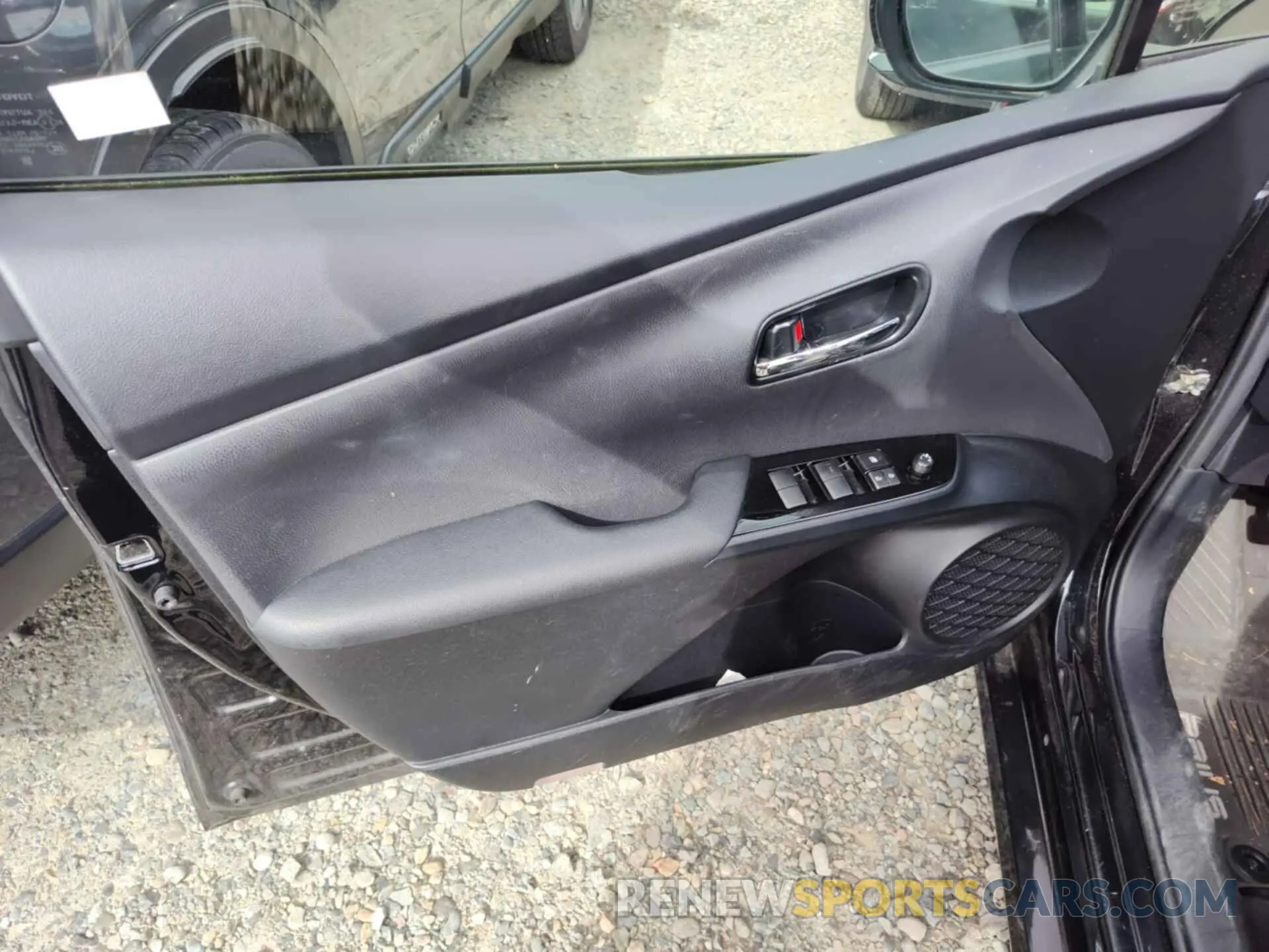 24 fotografías del automóvil dañado JTDKAMFU6M3136239 TOYOTA PRIUS 2021