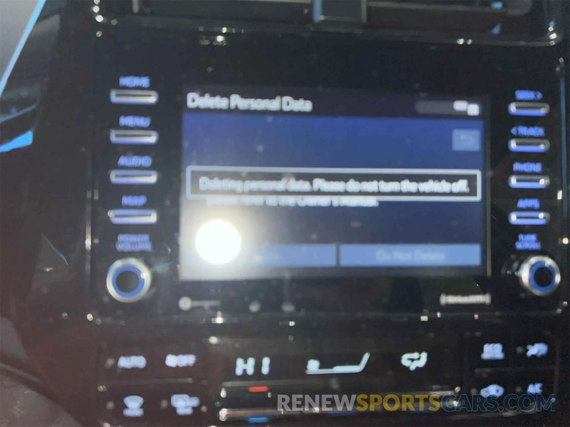32 fotografías del automóvil dañado JTDKAMFU6M3136239 TOYOTA PRIUS 2021