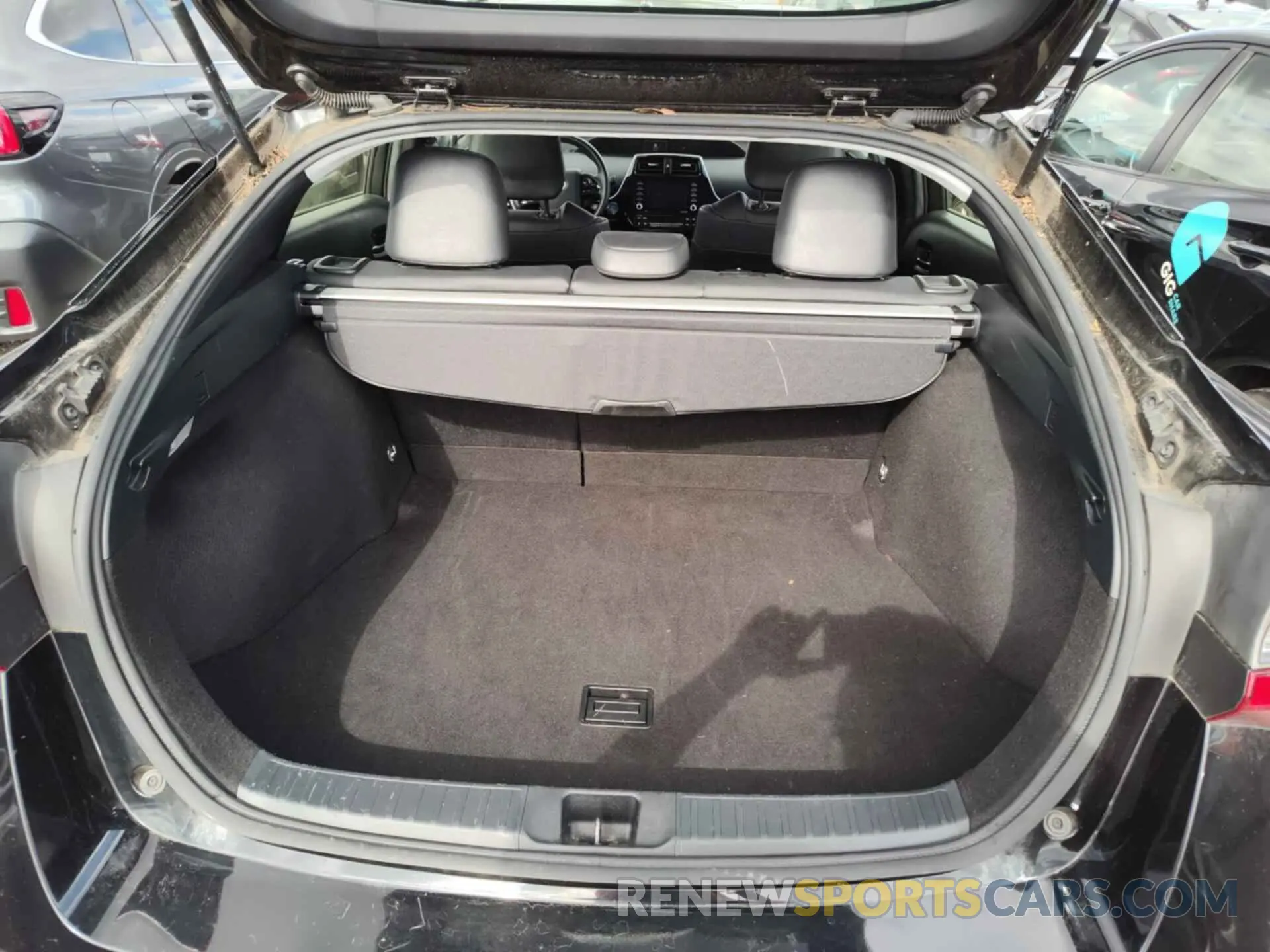 38 fotografías del automóvil dañado JTDKAMFU6M3136239 TOYOTA PRIUS 2021