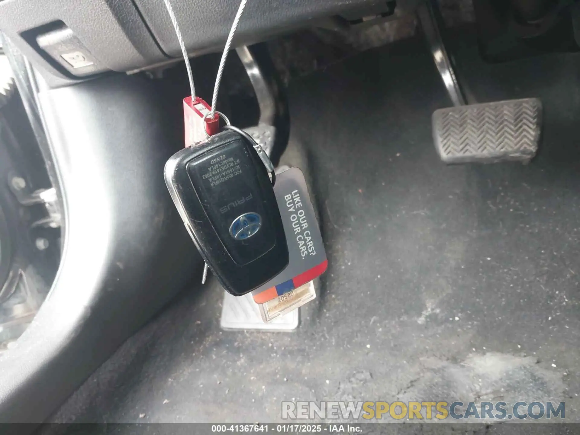 11 fotografías del automóvil dañado JTDKAMFU6M3151968 TOYOTA PRIUS 2021