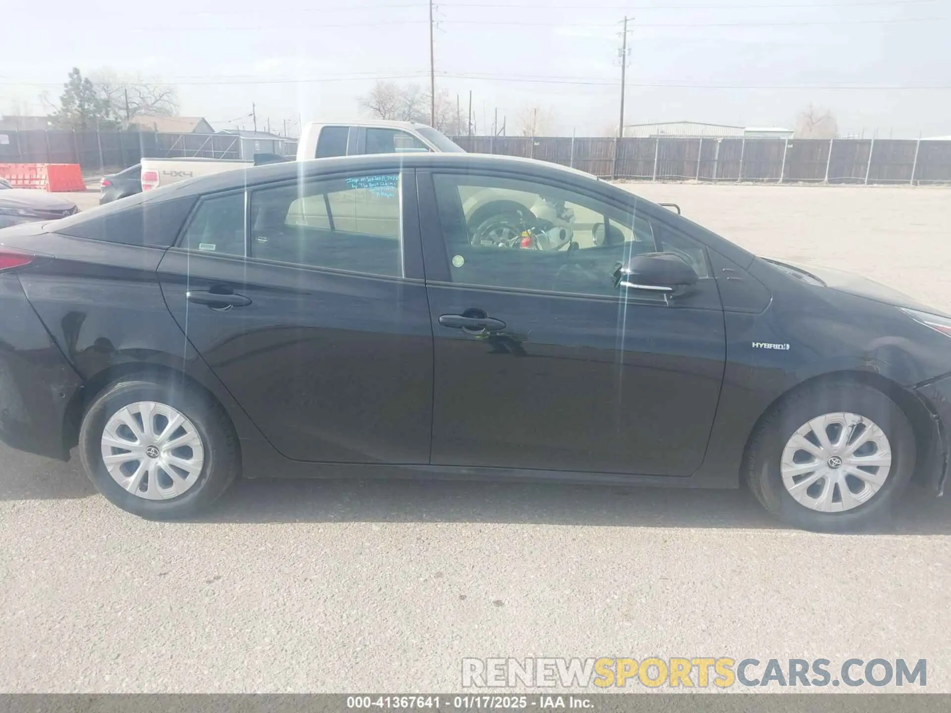 13 fotografías del automóvil dañado JTDKAMFU6M3151968 TOYOTA PRIUS 2021