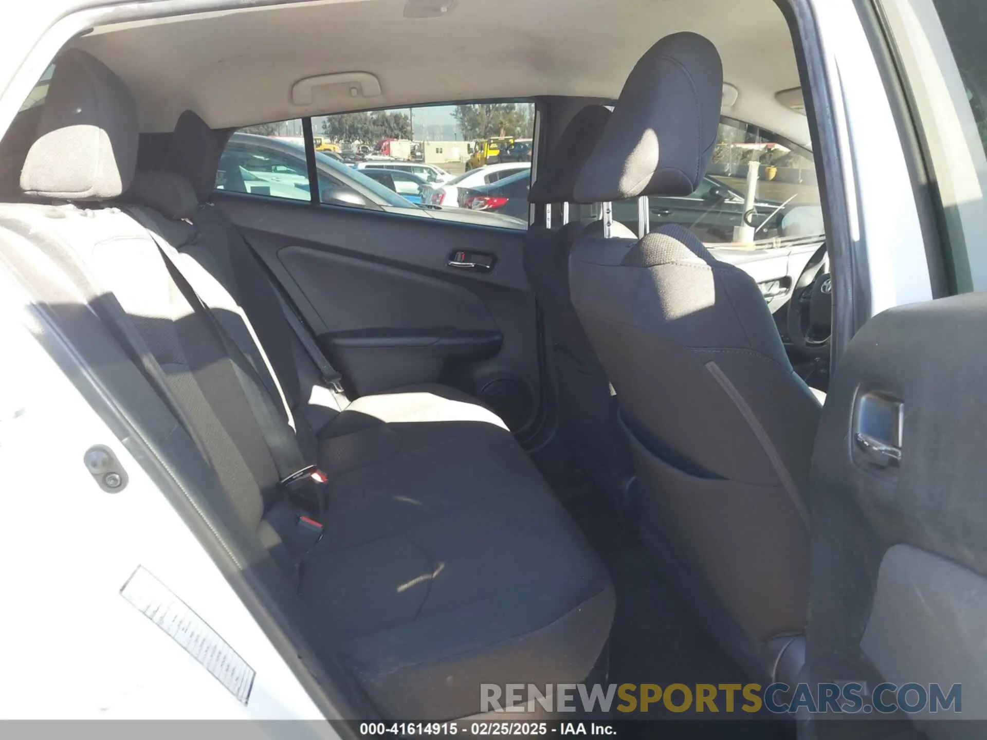 8 fotografías del automóvil dañado JTDKAMFU7M3148089 TOYOTA PRIUS 2021