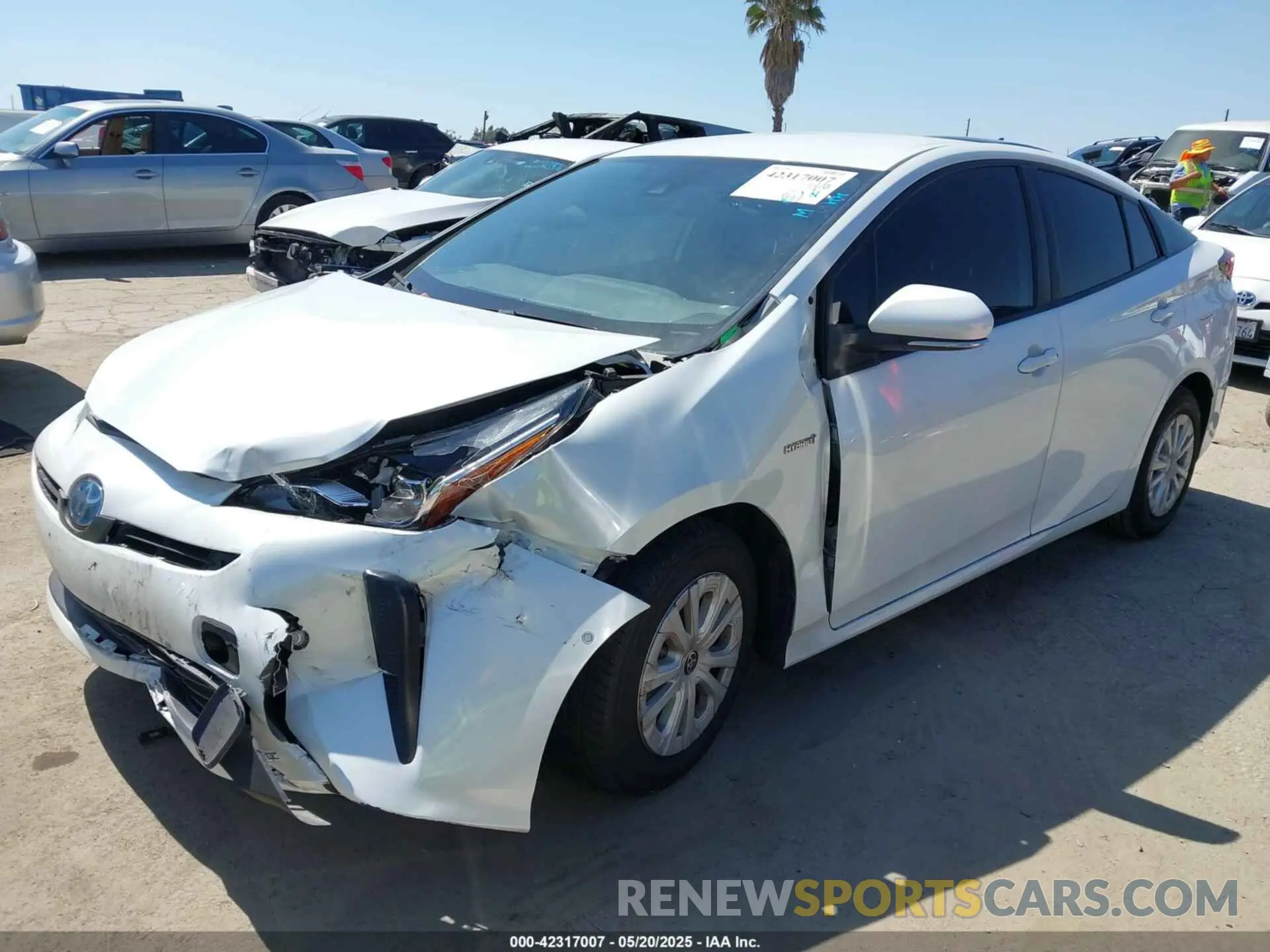 2 fotografías del automóvil dañado JTDKAMFU8M3135142 TOYOTA PRIUS 2021