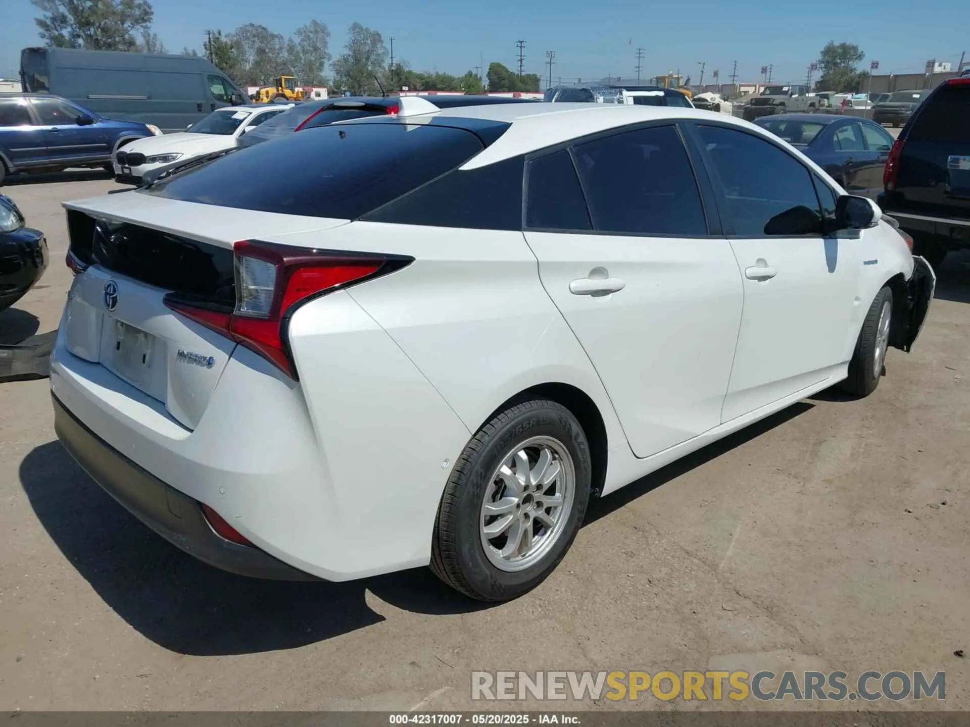 4 fotografías del automóvil dañado JTDKAMFU8M3135142 TOYOTA PRIUS 2021