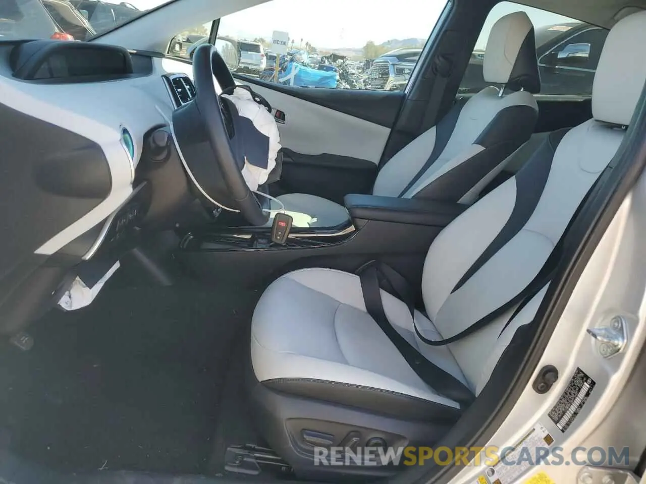 7 fotografías del automóvil dañado JTDKAMFU8M3135691 TOYOTA PRIUS 2021