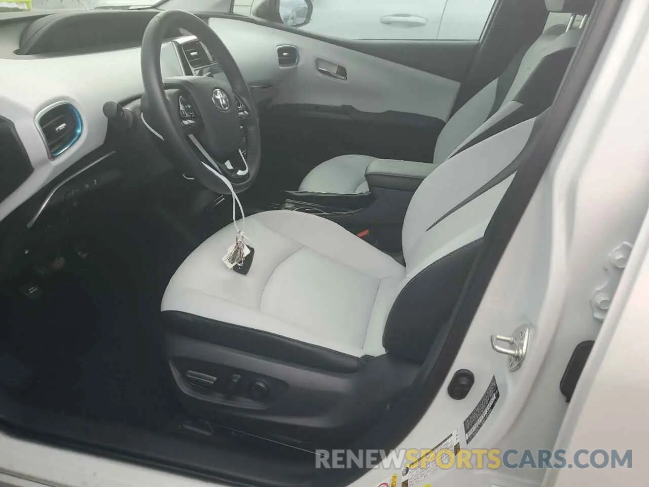 7 fotografías del automóvil dañado JTDKAMFU8M3139384 TOYOTA PRIUS 2021