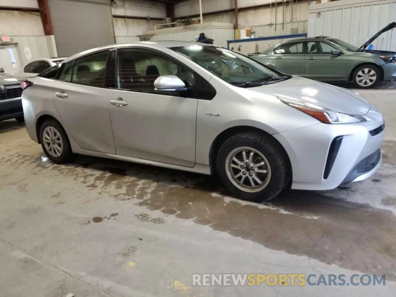 4 fotografías del automóvil dañado JTDKAMFU8M3149218 TOYOTA PRIUS 2021