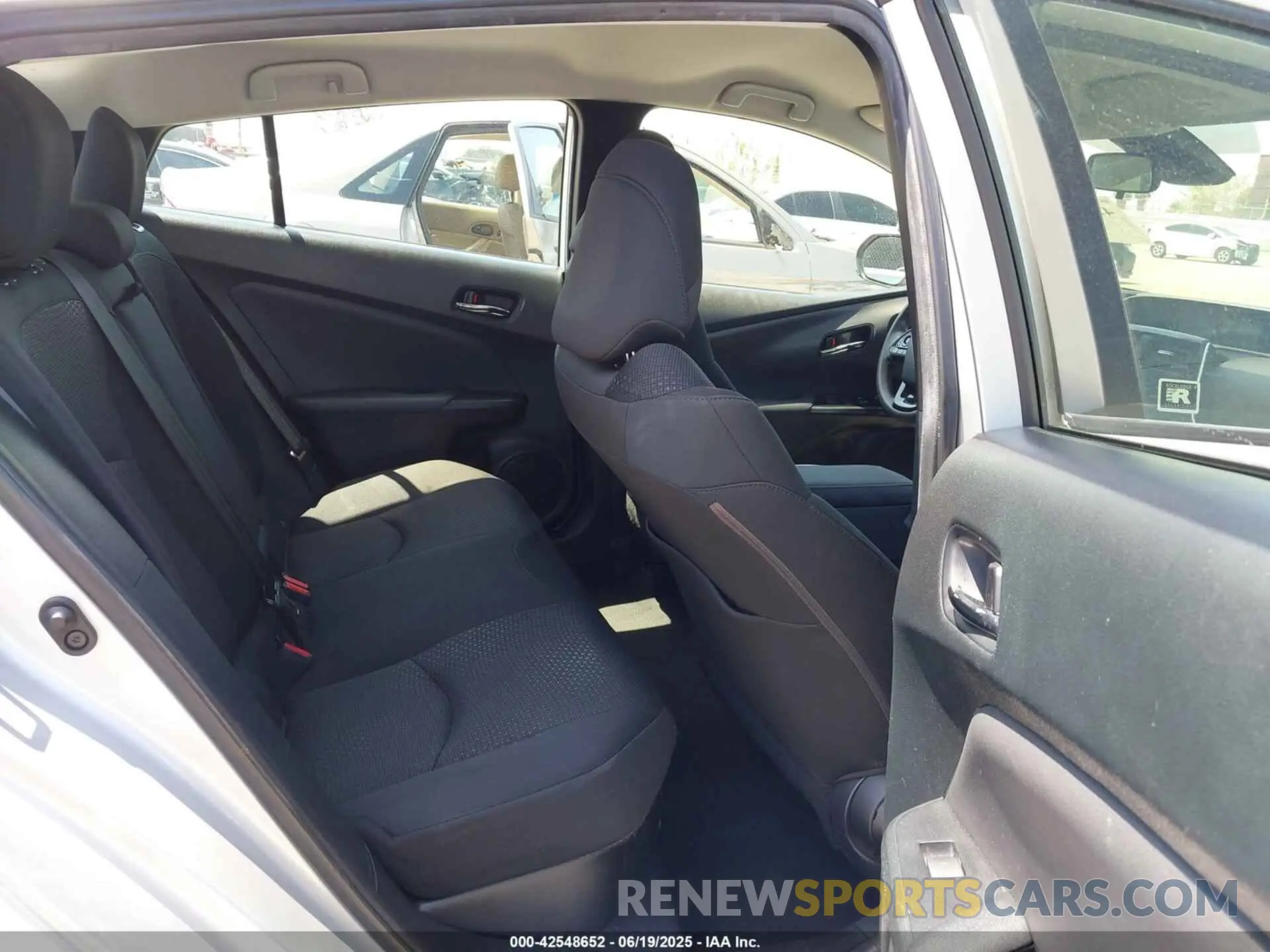 8 fotografías del automóvil dañado JTDKAMFU8M3150739 TOYOTA PRIUS 2021