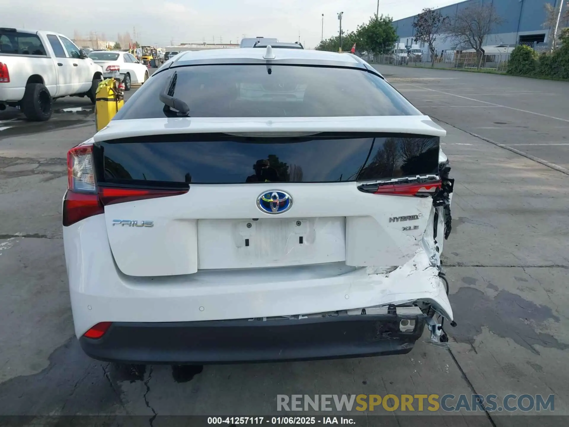 17 fotografías del automóvil dañado JTDKAMFU9M3131228 TOYOTA PRIUS 2021