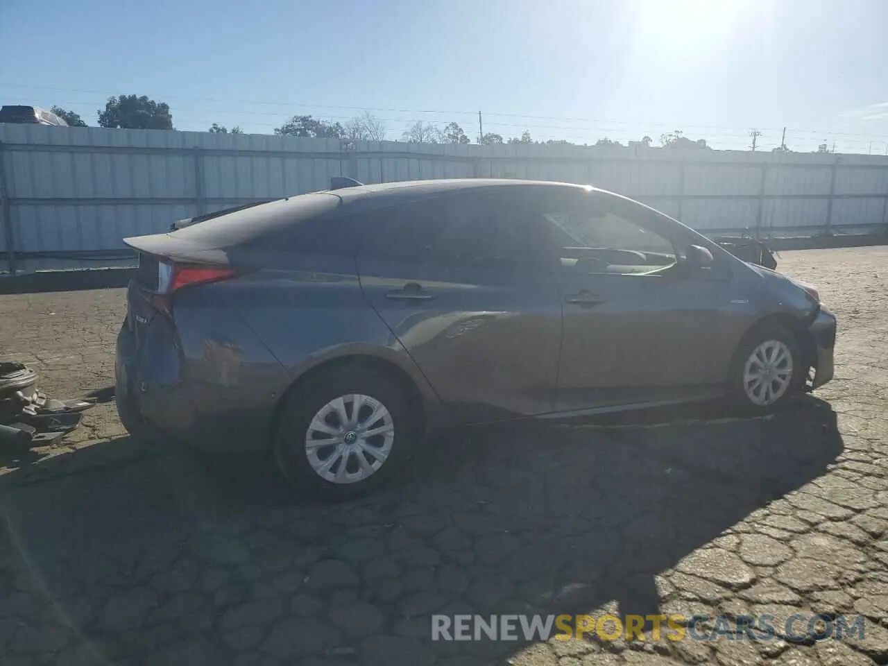 3 fotografías del automóvil dañado JTDKAMFU9M3132850 TOYOTA PRIUS 2021