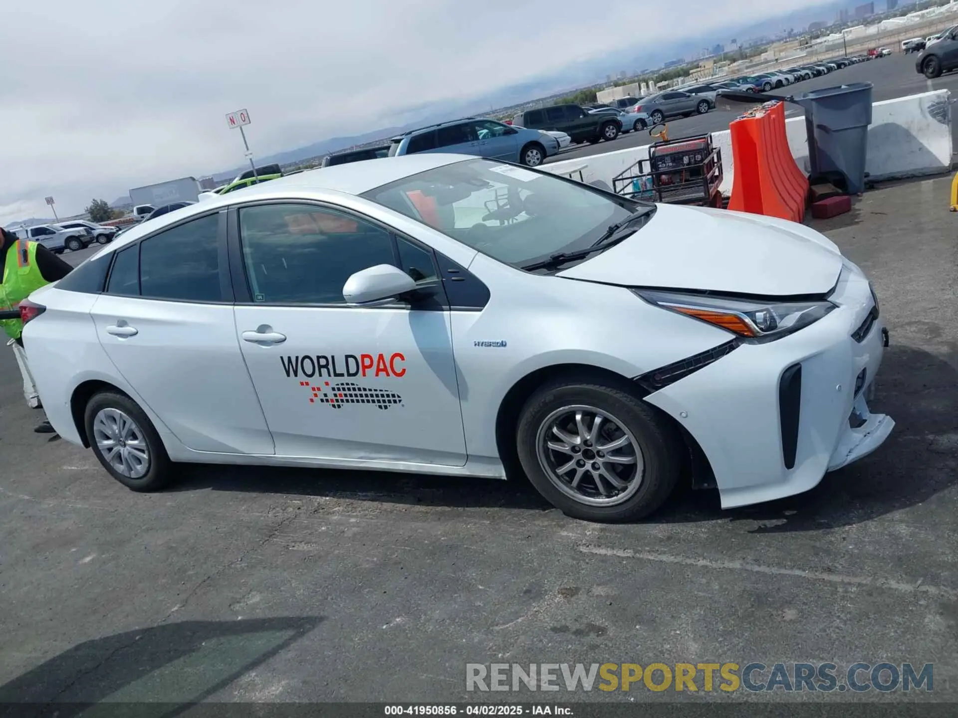 13 fotografías del automóvil dañado JTDKAMFU9M3133528 TOYOTA PRIUS 2021