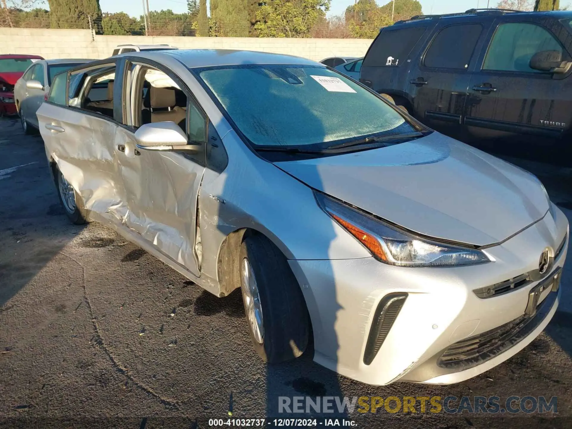 6 fotografías del automóvil dañado JTDKAMFUXM3132243 TOYOTA PRIUS 2021