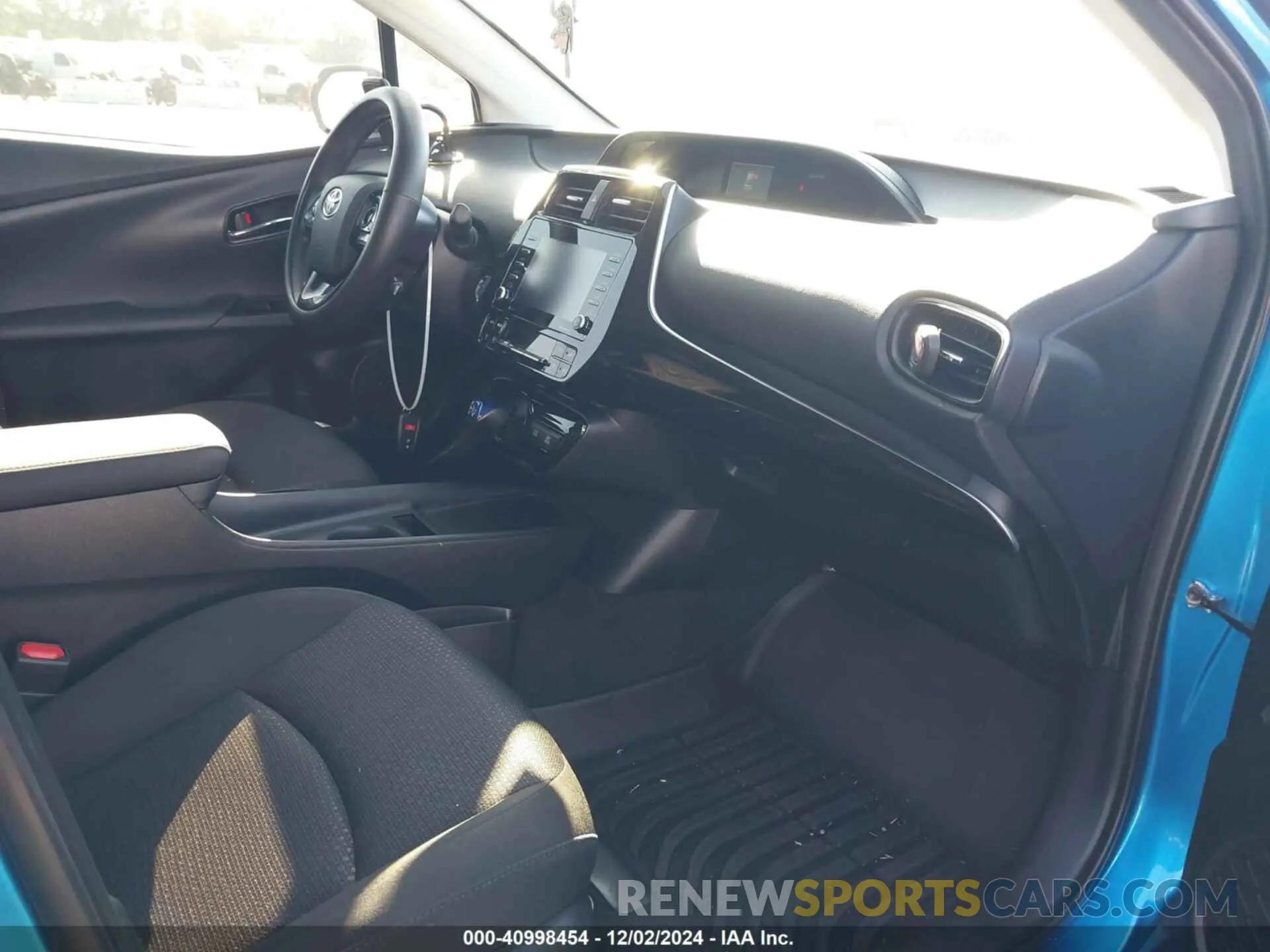 5 fotografías del automóvil dañado JTDKAMFUXM3134462 TOYOTA PRIUS 2021