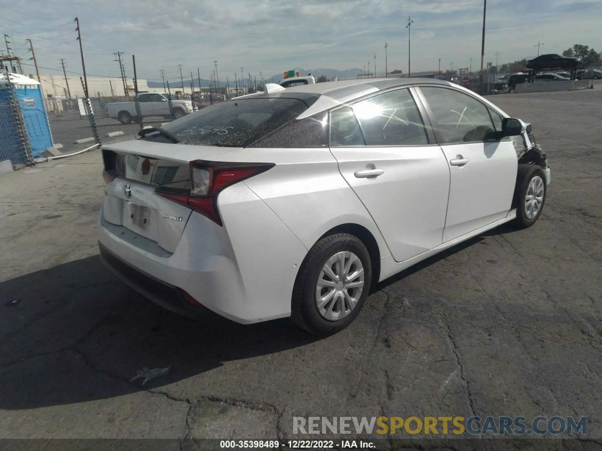 4 fotografías del automóvil dañado JTDKAMFUXM3140830 TOYOTA PRIUS 2021