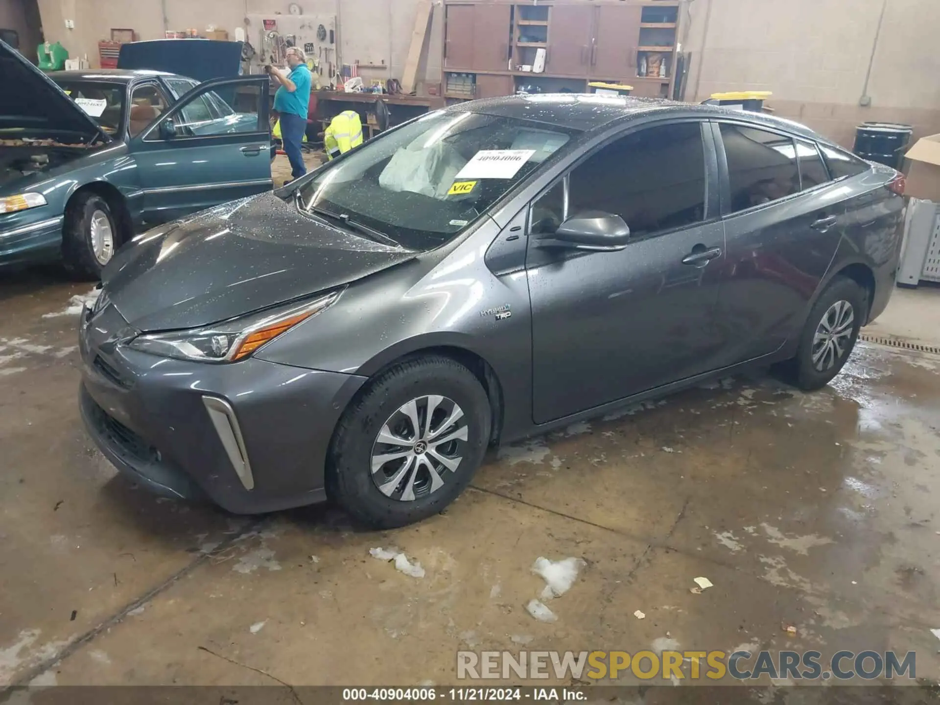 2 fotografías del automóvil dañado JTDL9MFU1M3022680 TOYOTA PRIUS 2021