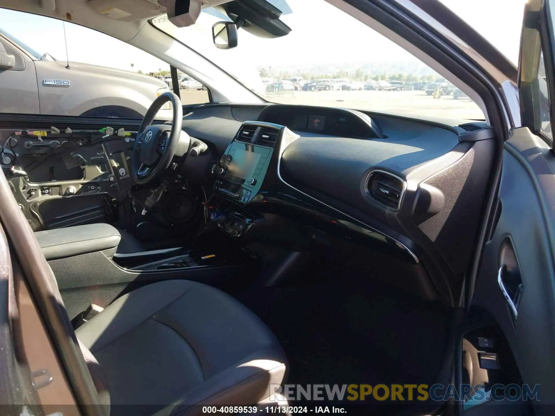 5 fotografías del automóvil dañado JTDL9MFU1M3022890 TOYOTA PRIUS 2021