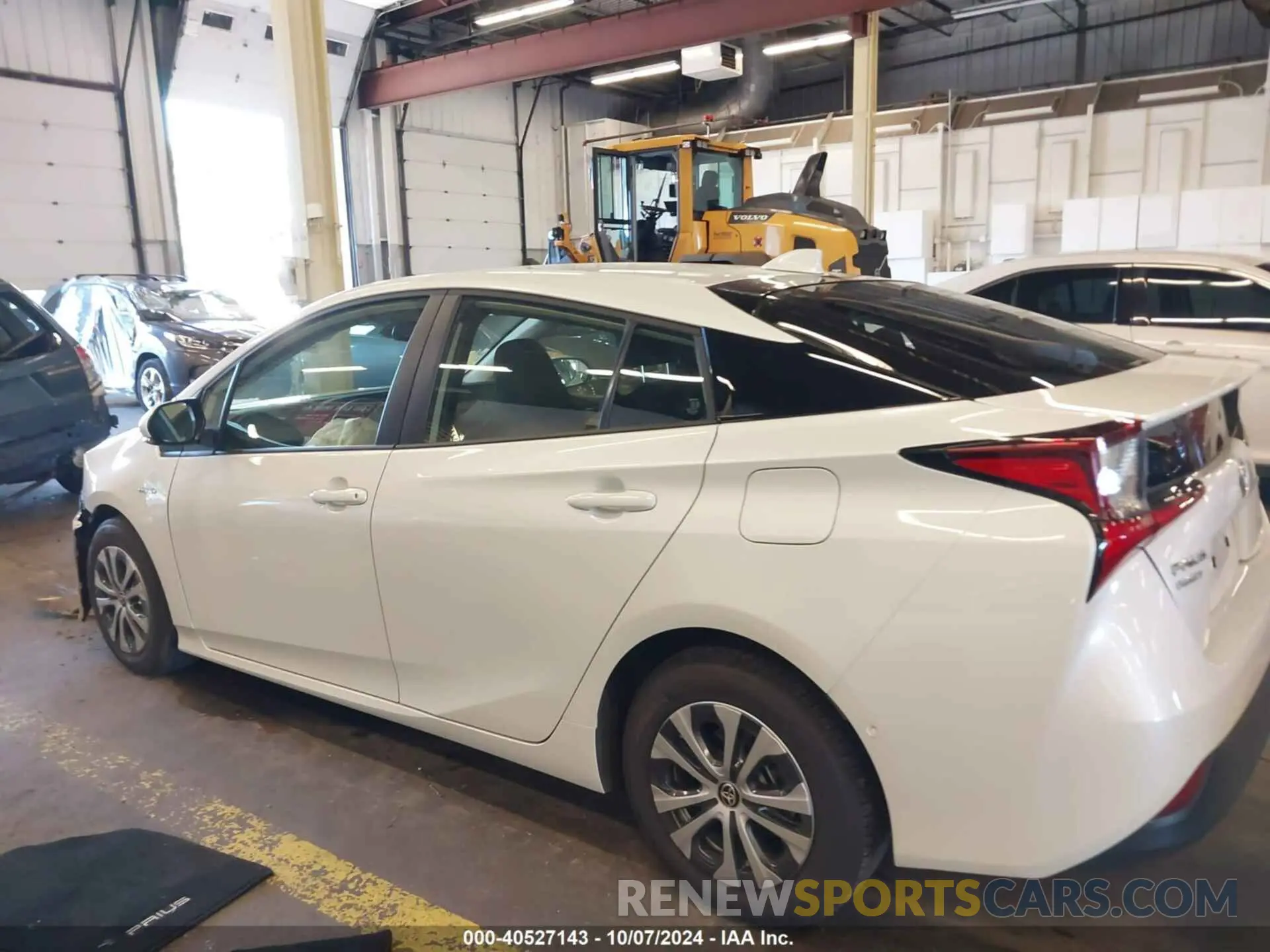 14 fotografías del automóvil dañado JTDL9MFU1M3028916 TOYOTA PRIUS 2021