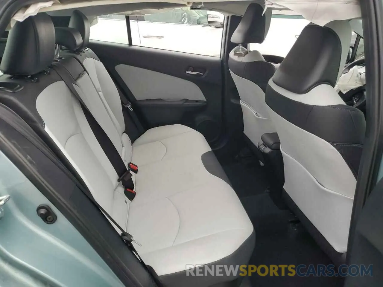 10 fotografías del automóvil dañado JTDL9MFU4M3025430 TOYOTA PRIUS 2021