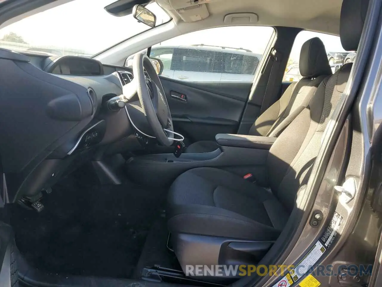 7 fotografías del automóvil dañado JTDL9MFU9M3027061 TOYOTA PRIUS 2021