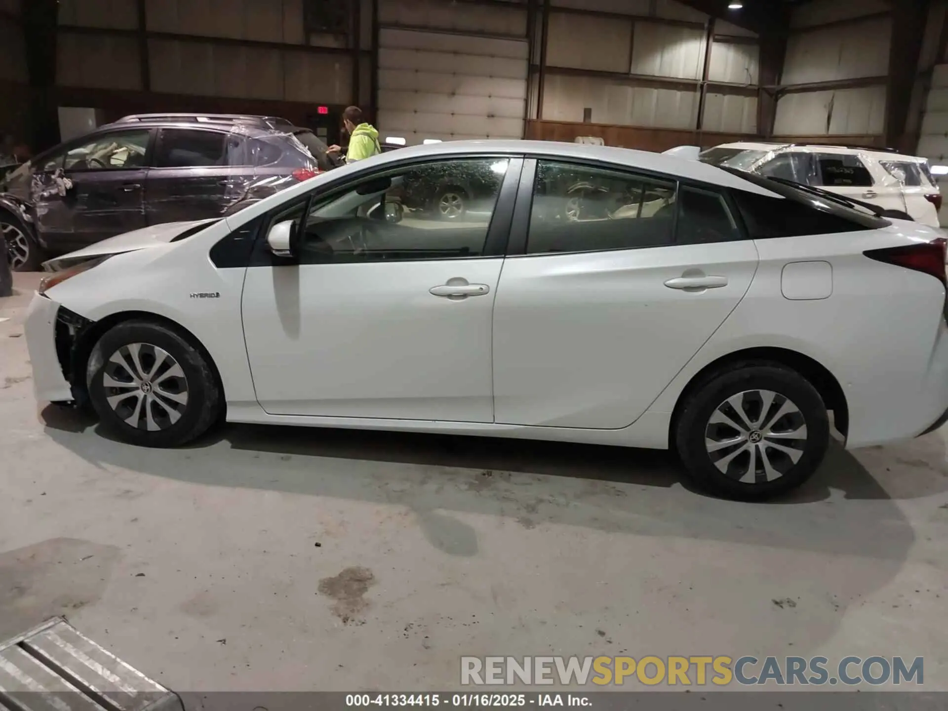 14 fotografías del automóvil dañado JTDL9MFU9M3027349 TOYOTA PRIUS 2021
