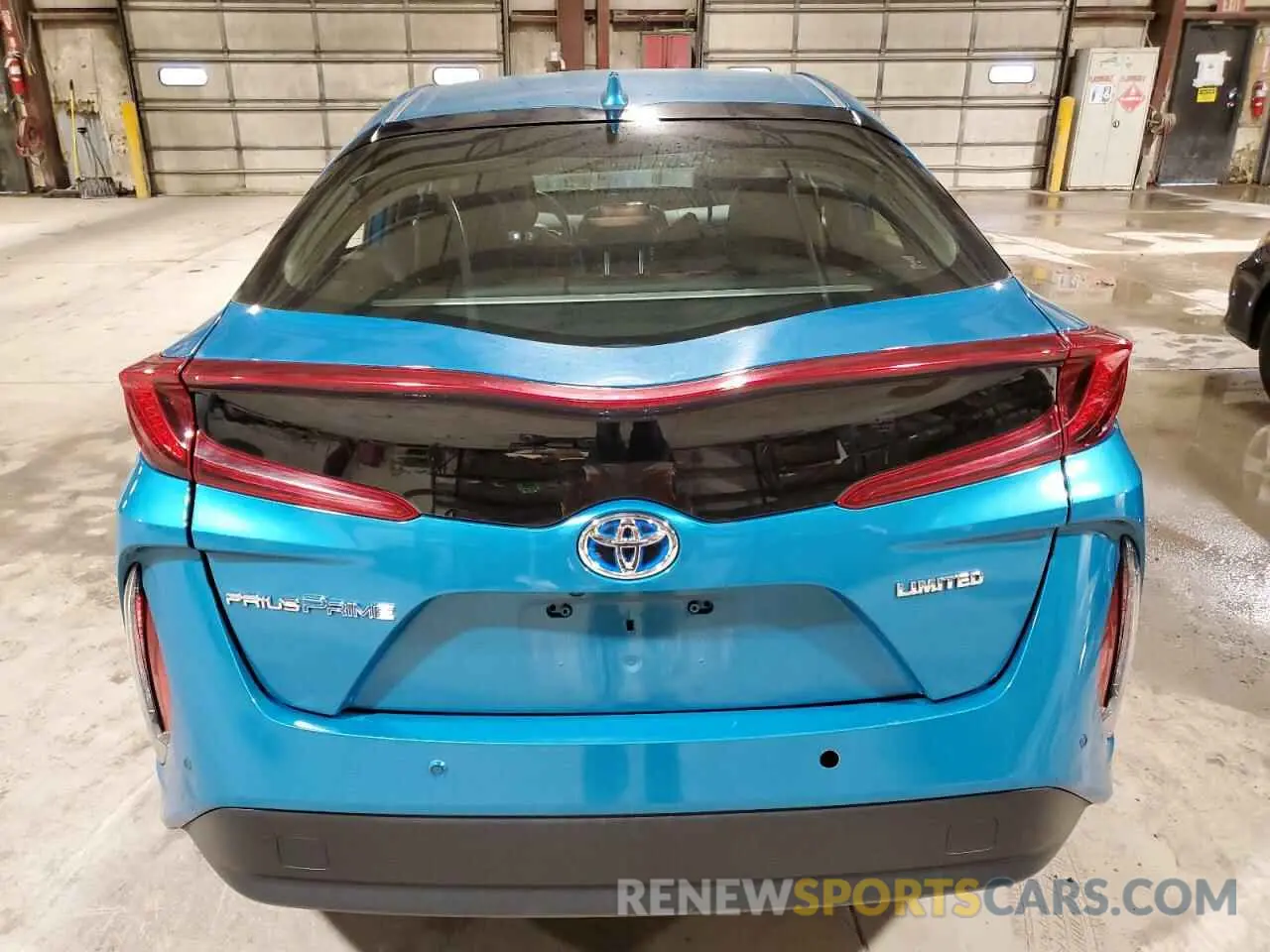 6 fotografías del automóvil dañado JTDKAMFP1N3228032 TOYOTA PRIUS 2022