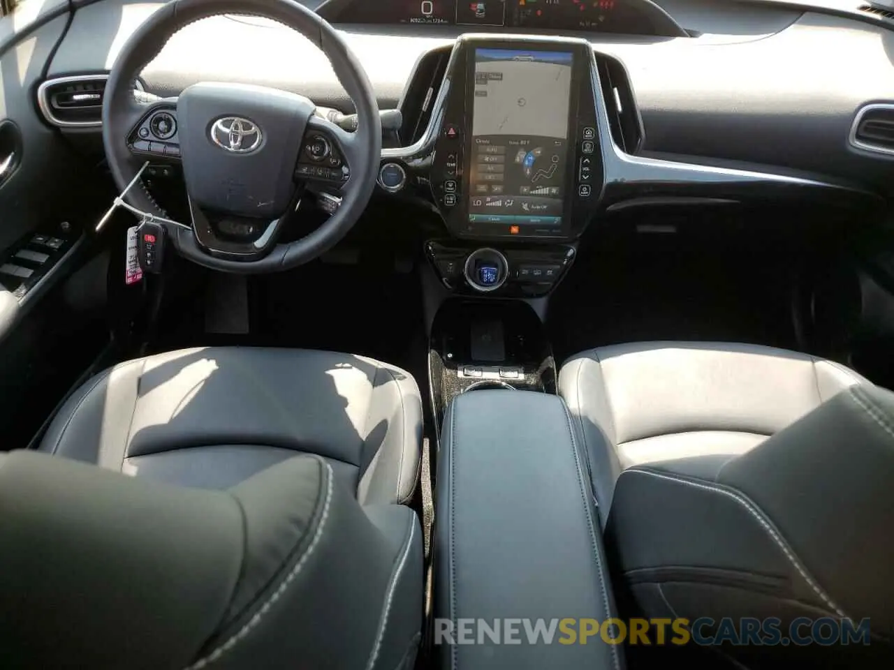 8 fotografías del automóvil dañado JTDKAMFP5N3204588 TOYOTA PRIUS 2022