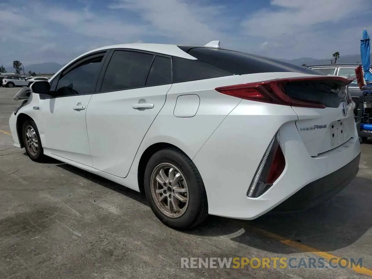 2 fotografías del automóvil dañado JTDKAMFP5N3225389 TOYOTA PRIUS 2022