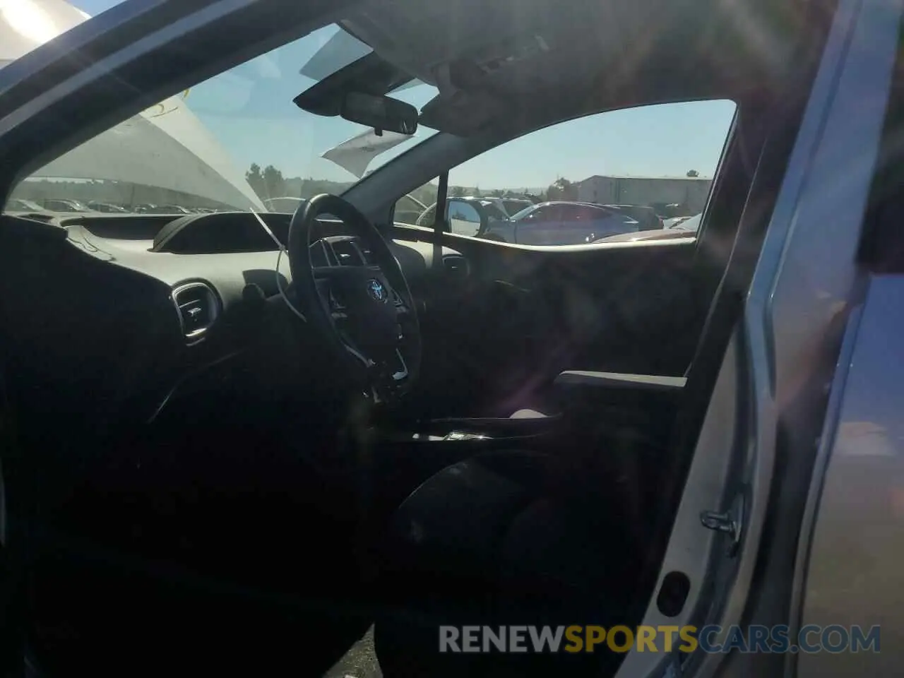 7 fotografías del automóvil dañado JTDKAMFP9N3221166 TOYOTA PRIUS 2022