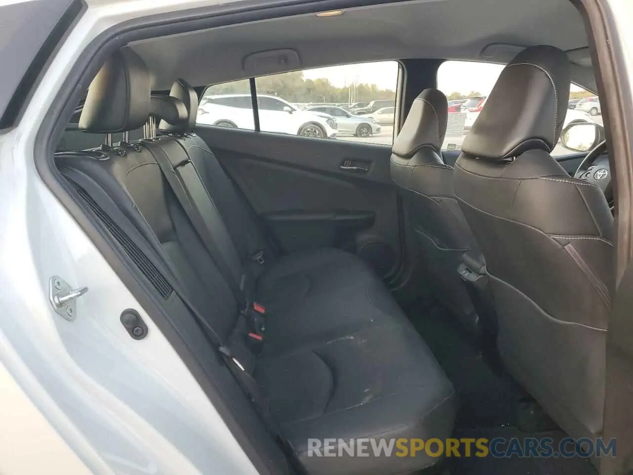 10 fotografías del automóvil dañado JTDKAMFPXN3199680 TOYOTA PRIUS 2022
