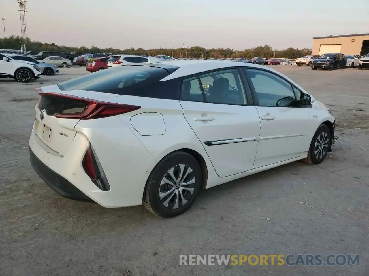 3 fotografías del automóvil dañado JTDKAMFPXN3199680 TOYOTA PRIUS 2022