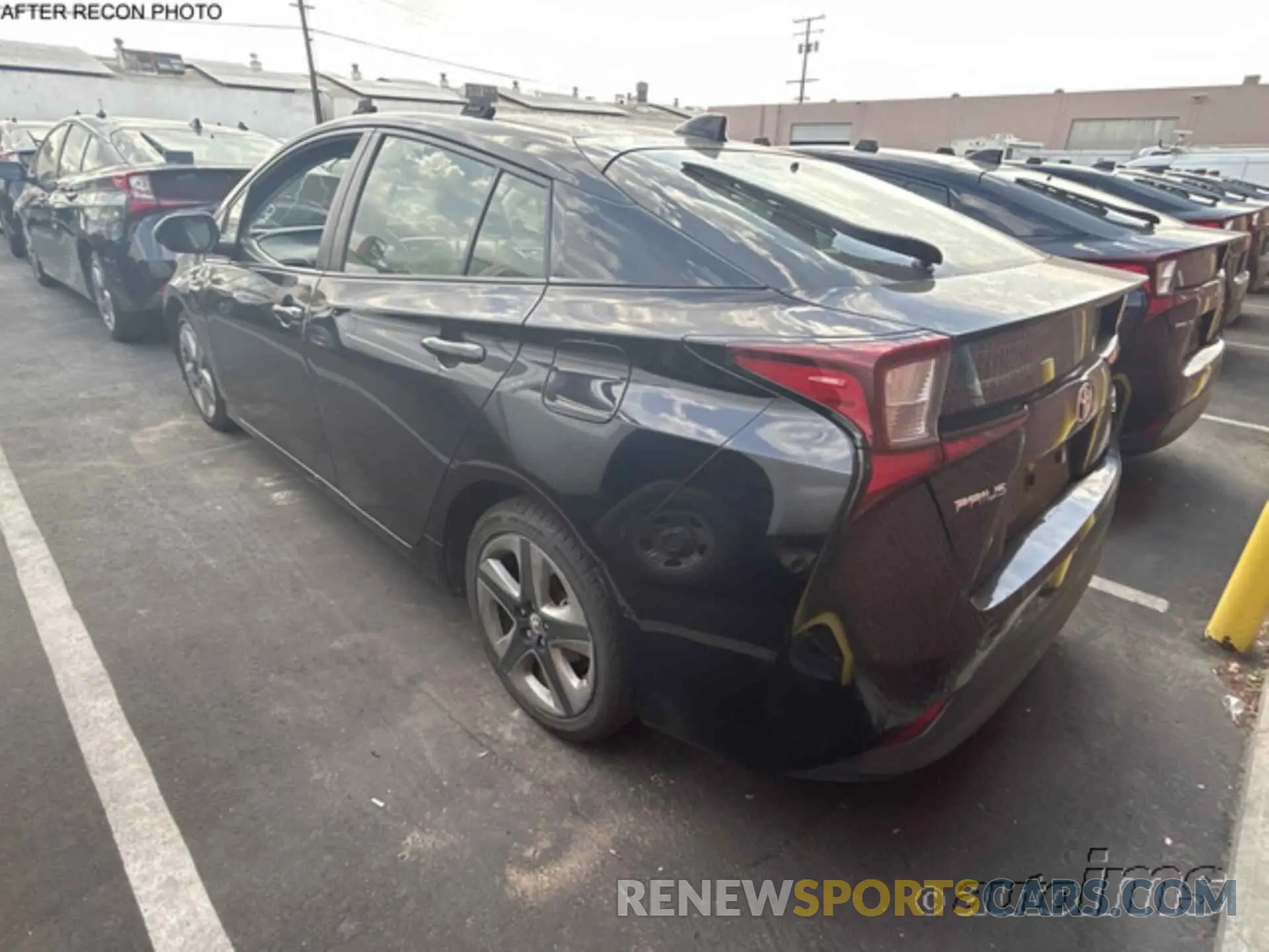 17 fotografías del automóvil dañado JTDKAMFU0N3178813 TOYOTA PRIUS 2022