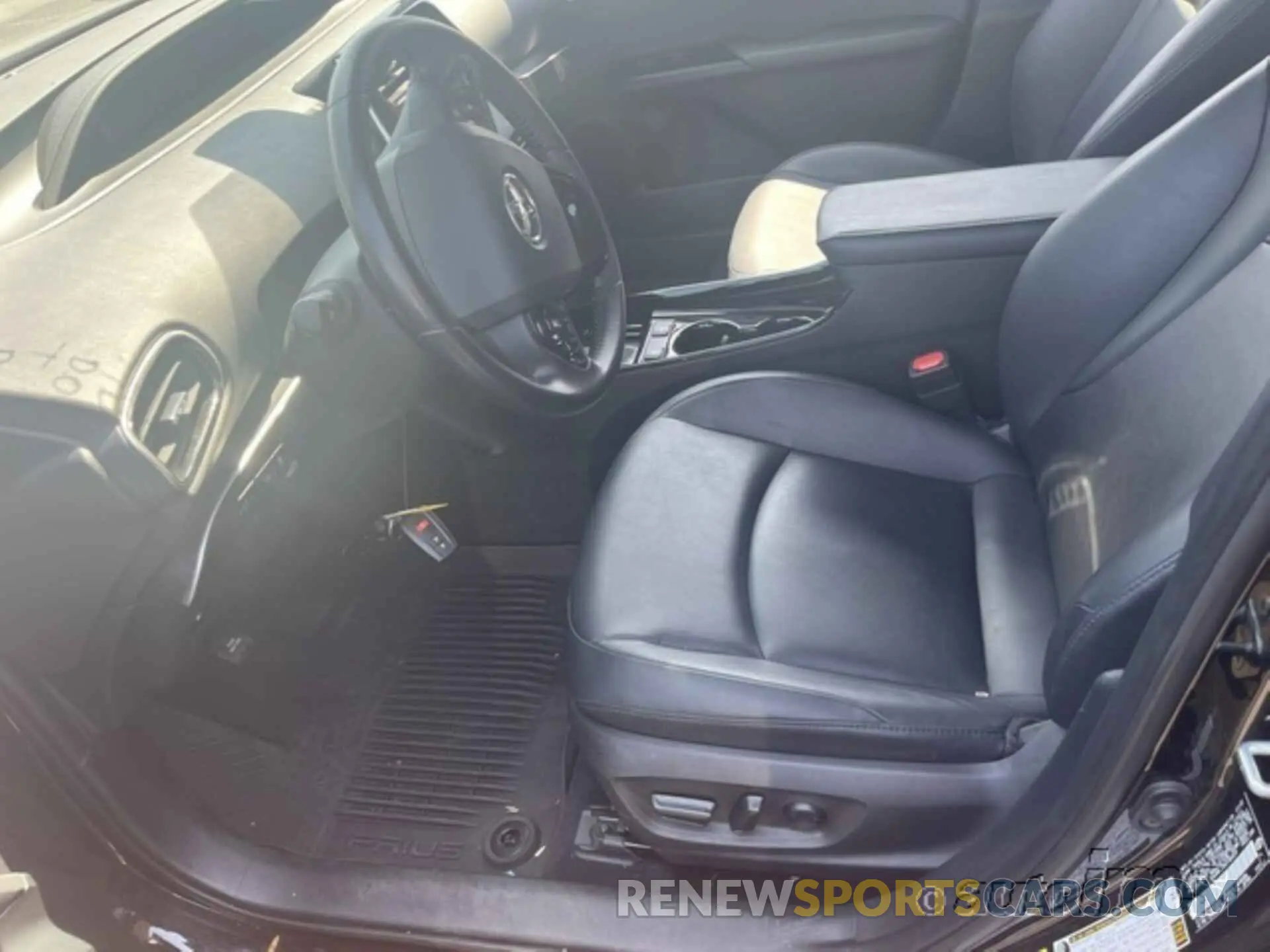 18 fotografías del automóvil dañado JTDKAMFU0N3180609 TOYOTA PRIUS 2022