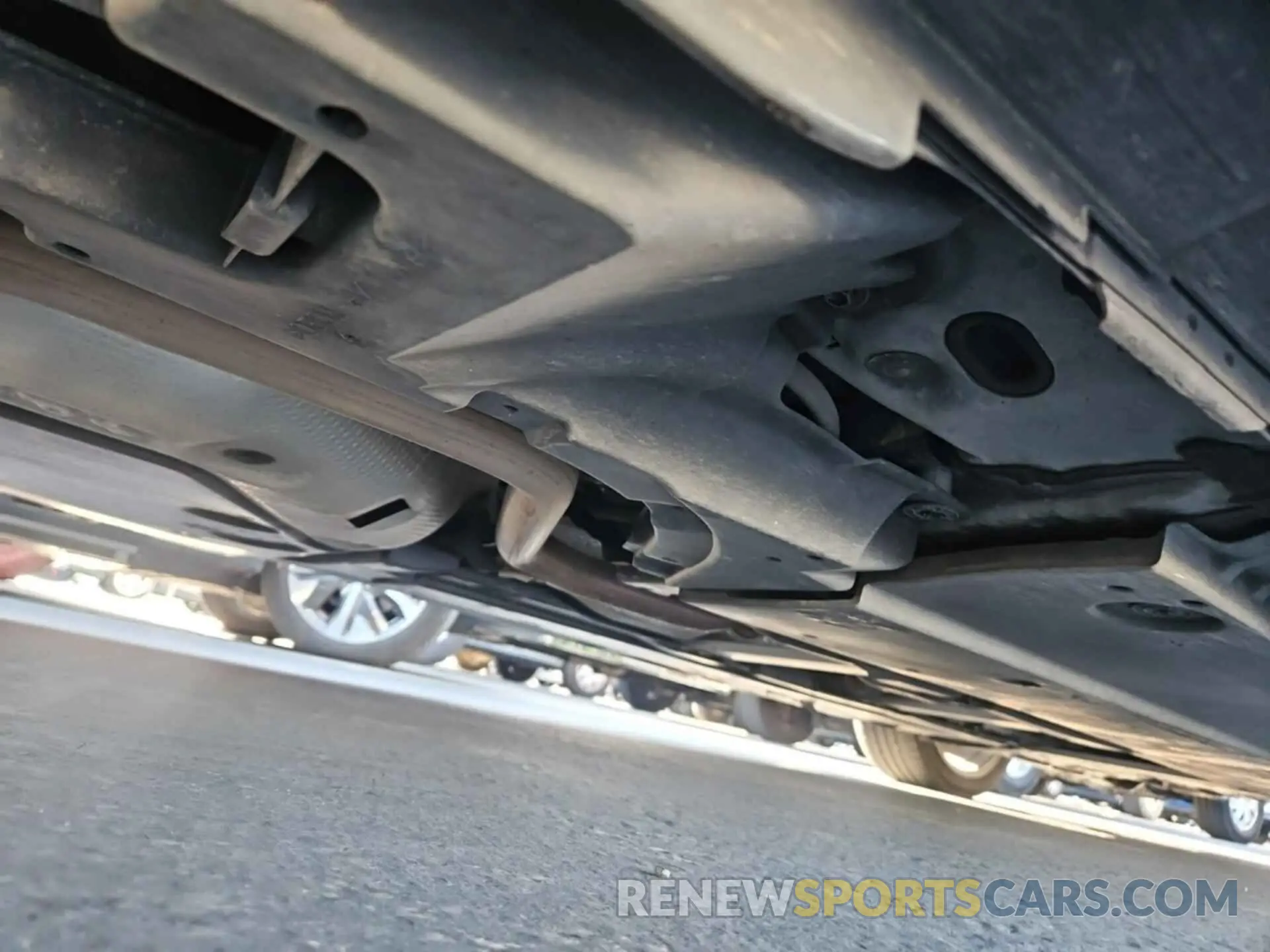 22 fotografías del automóvil dañado JTDKAMFU1N3159980 TOYOTA PRIUS 2022