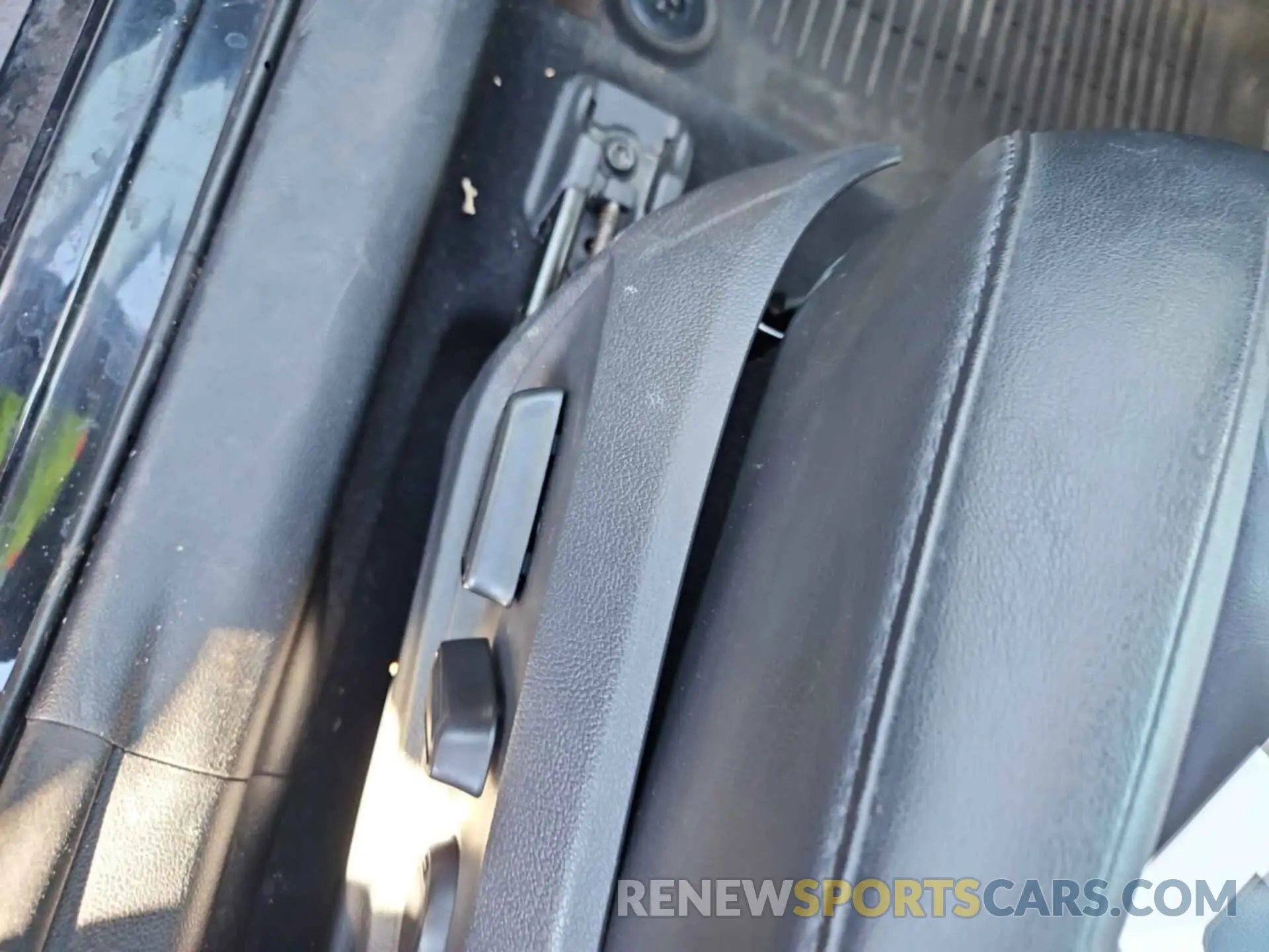 49 fotografías del automóvil dañado JTDKAMFU1N3159980 TOYOTA PRIUS 2022