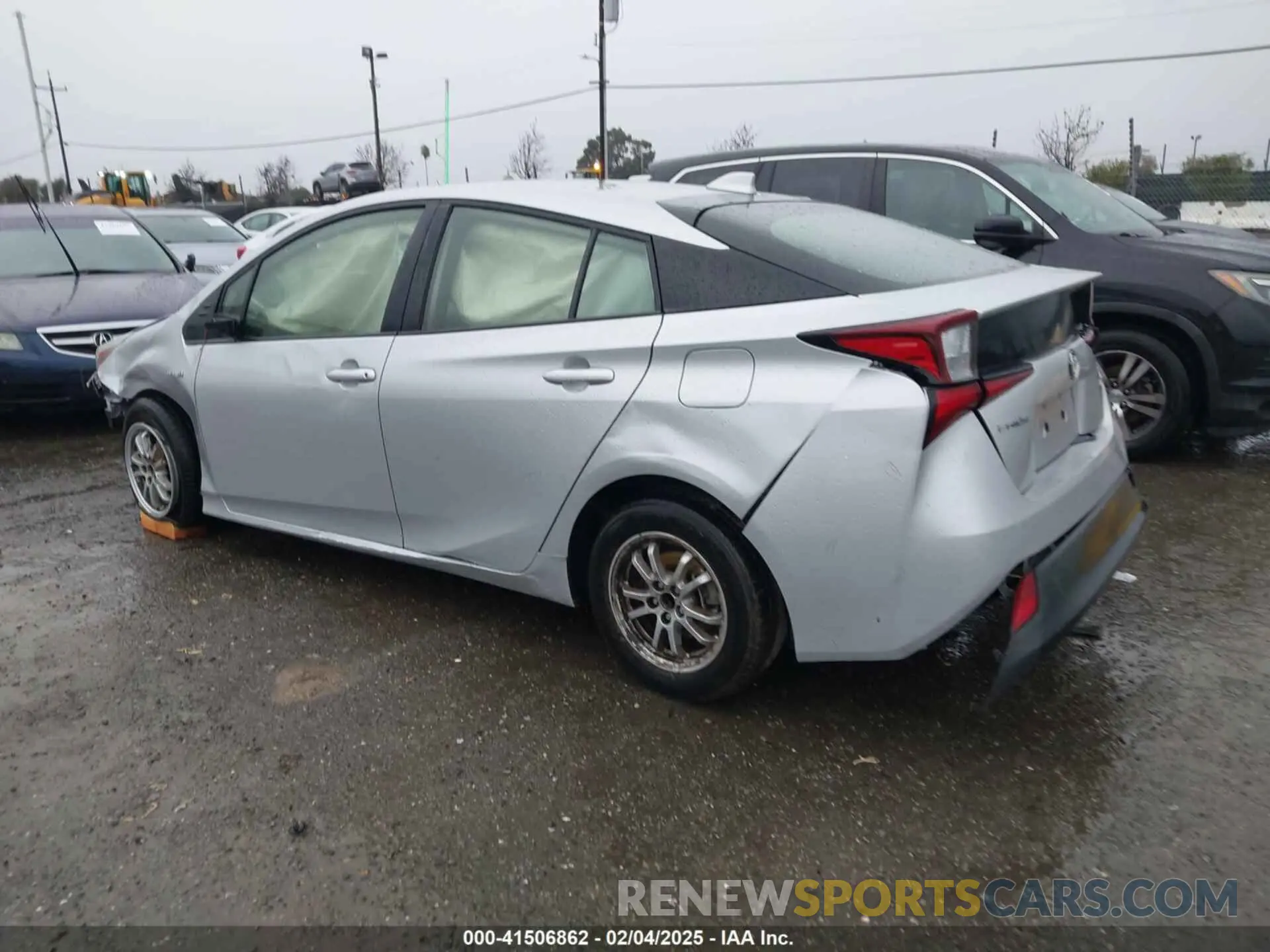 3 fotografías del automóvil dañado JTDKAMFU1N3177055 TOYOTA PRIUS 2022
