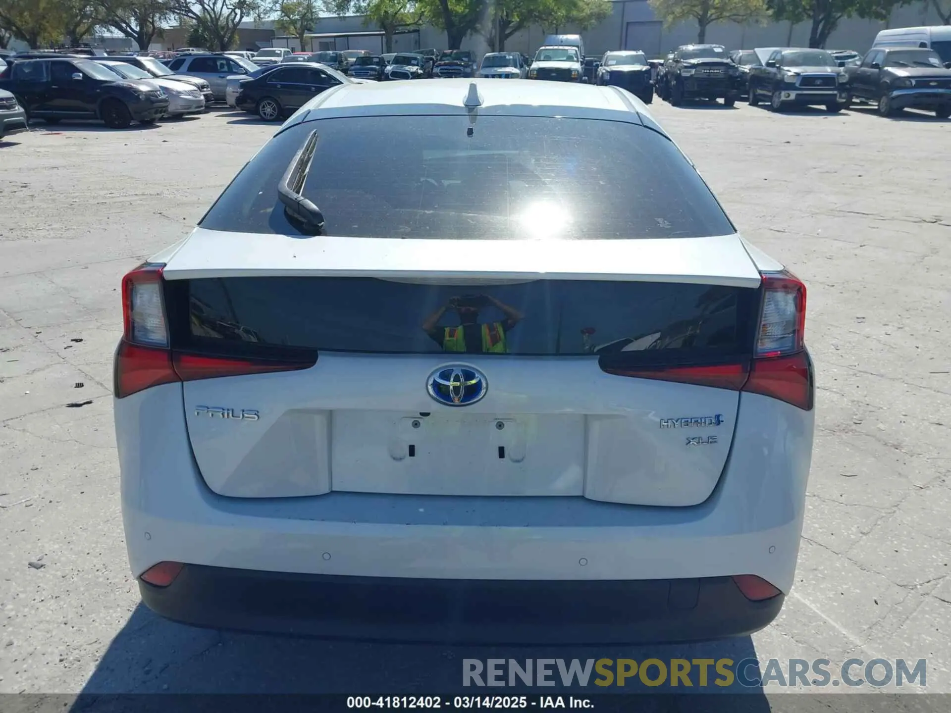 16 fotografías del automóvil dañado JTDKAMFU1N3177444 TOYOTA PRIUS 2022