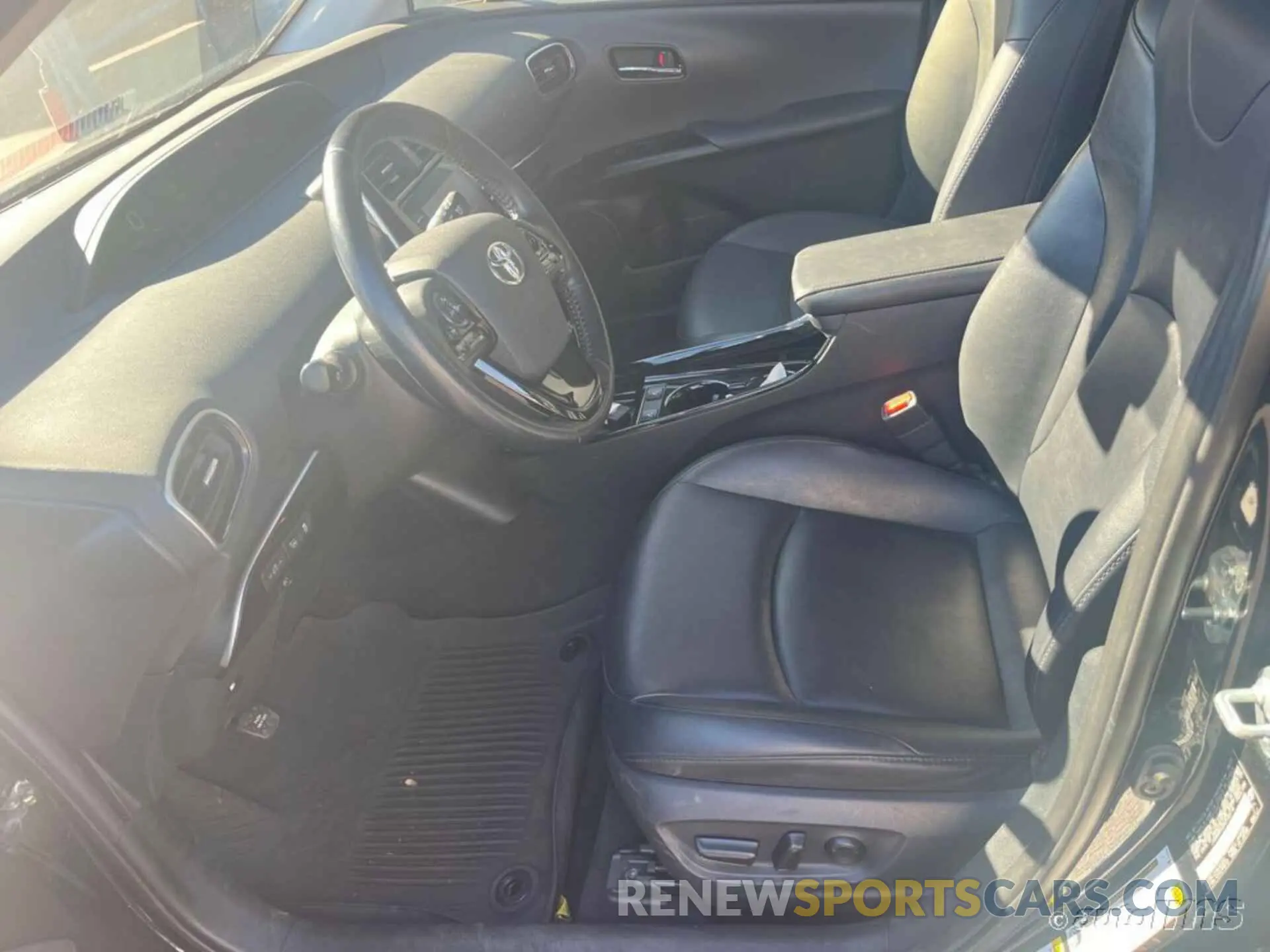 5 fotografías del automóvil dañado JTDKAMFU2N3160118 TOYOTA PRIUS 2022