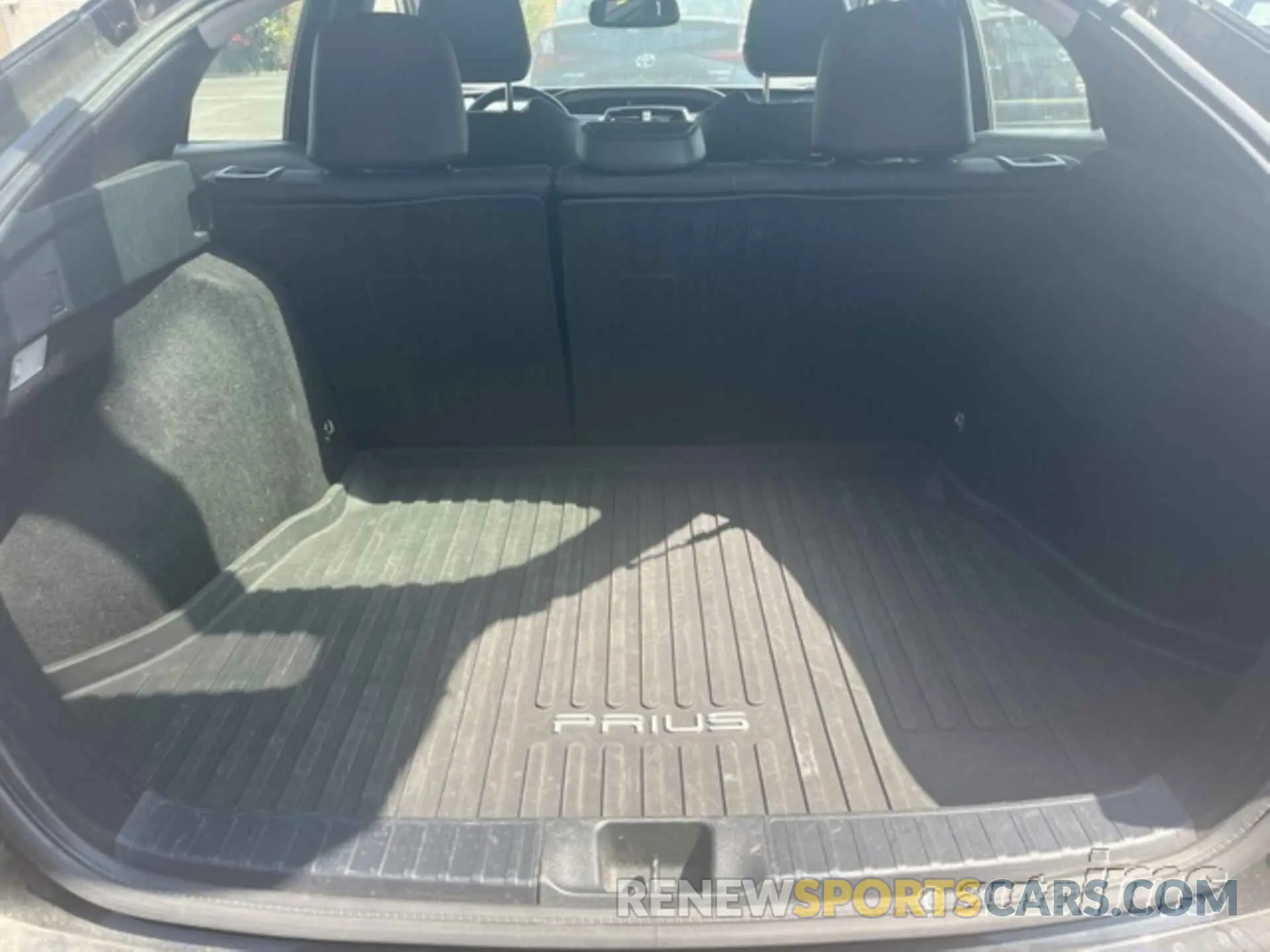 10 fotografías del automóvil dañado JTDKAMFU3N3180295 TOYOTA PRIUS 2022
