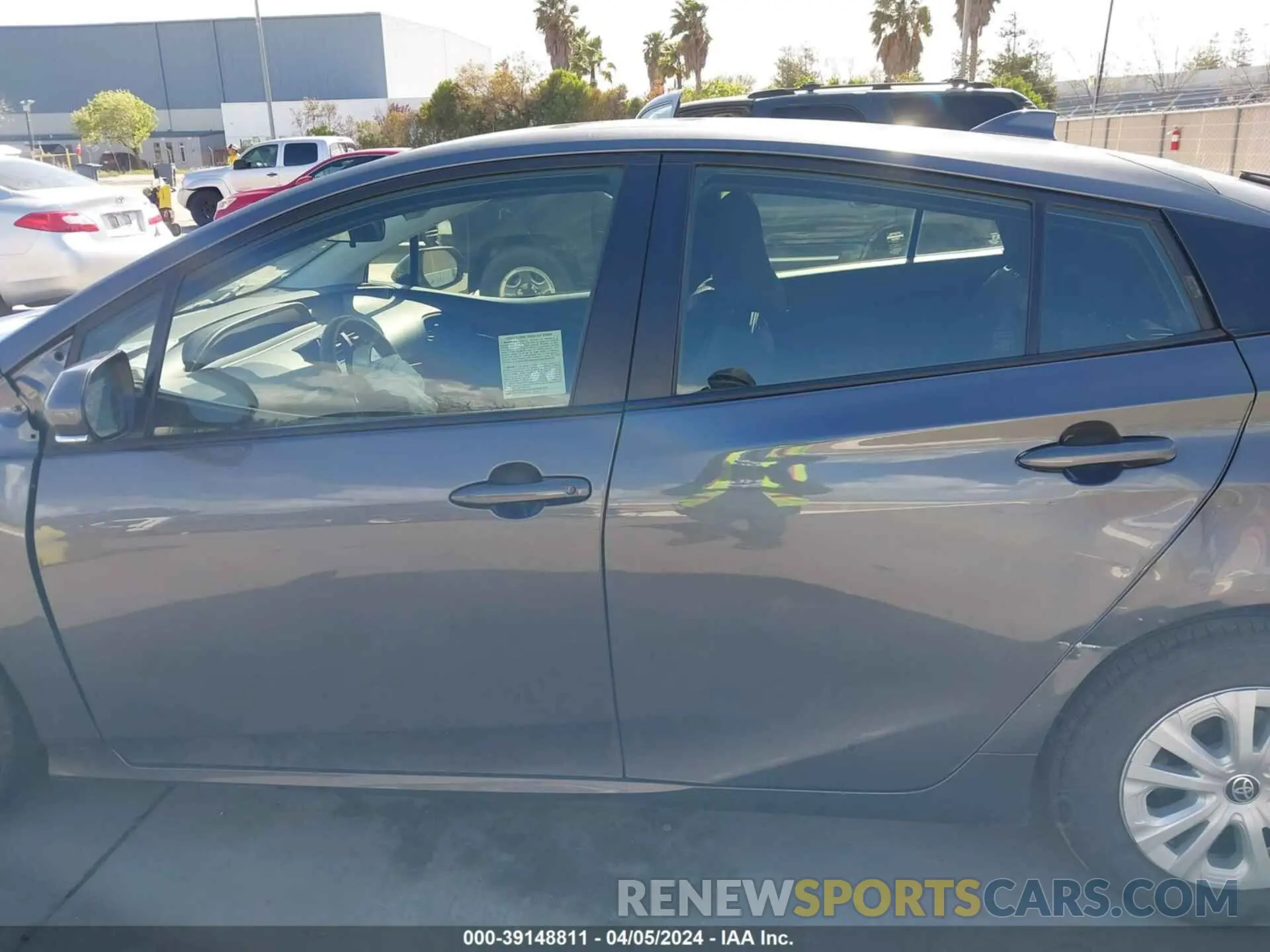 14 fotografías del automóvil dañado JTDKAMFU4N3177258 TOYOTA PRIUS 2022