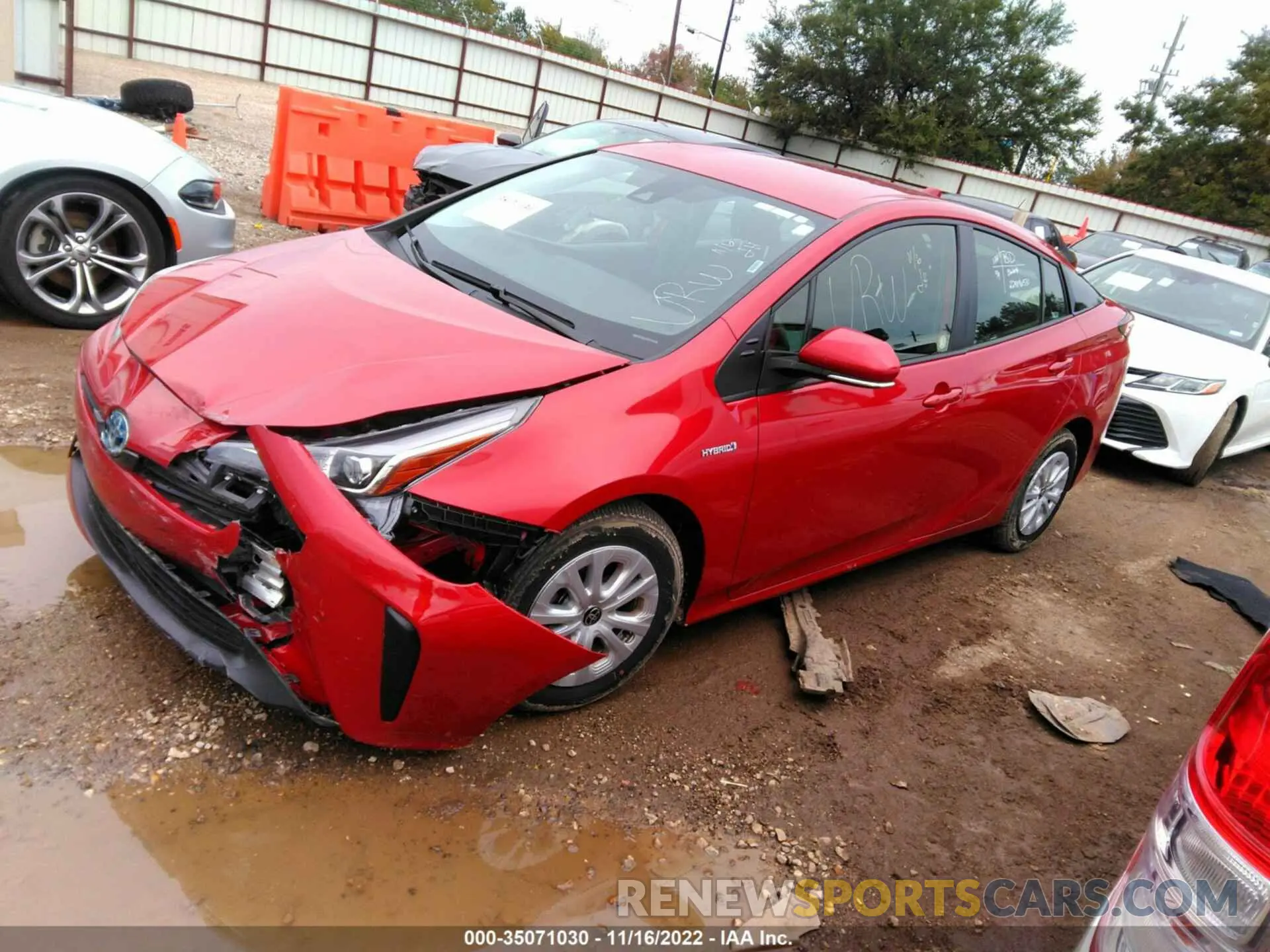 2 fotografías del automóvil dañado JTDKAMFU5N3161232 TOYOTA PRIUS 2022