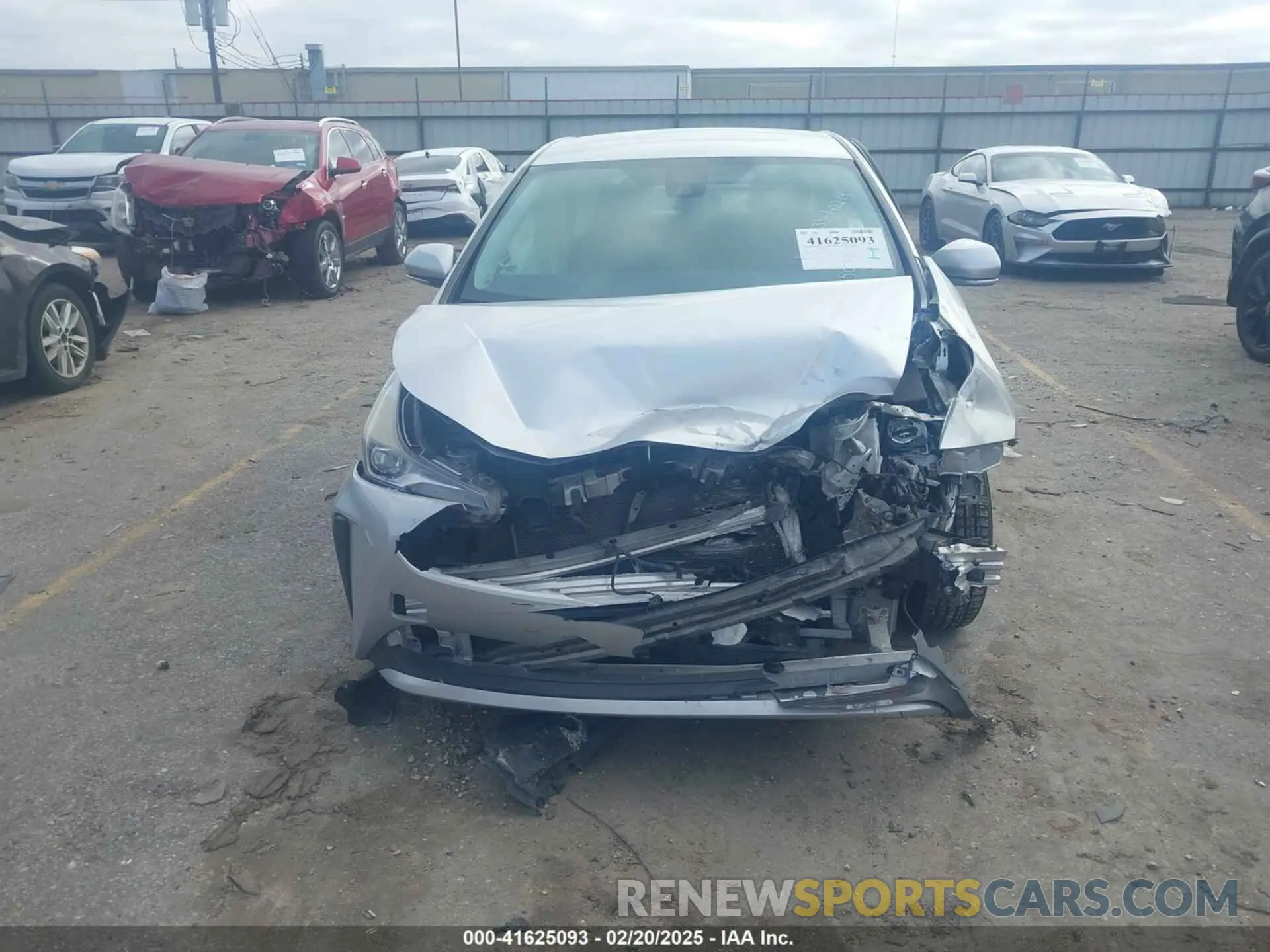 11 fotografías del automóvil dañado JTDKAMFU7N3175987 TOYOTA PRIUS 2022