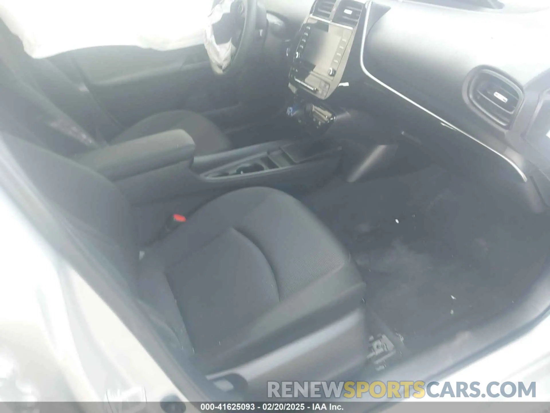 5 fotografías del automóvil dañado JTDKAMFU7N3175987 TOYOTA PRIUS 2022