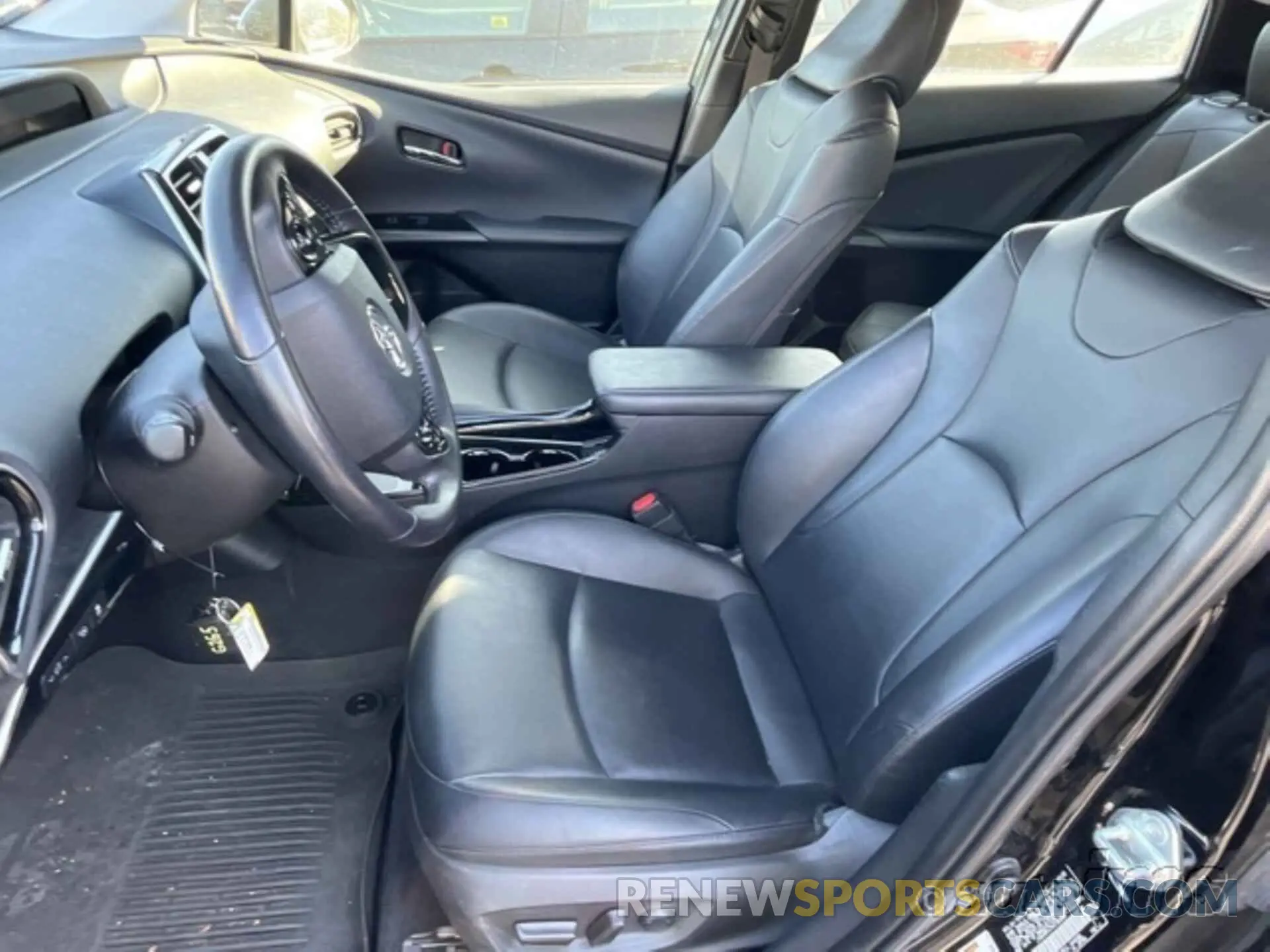 13 fotografías del automóvil dañado JTDKAMFU7N3180686 TOYOTA PRIUS 2022