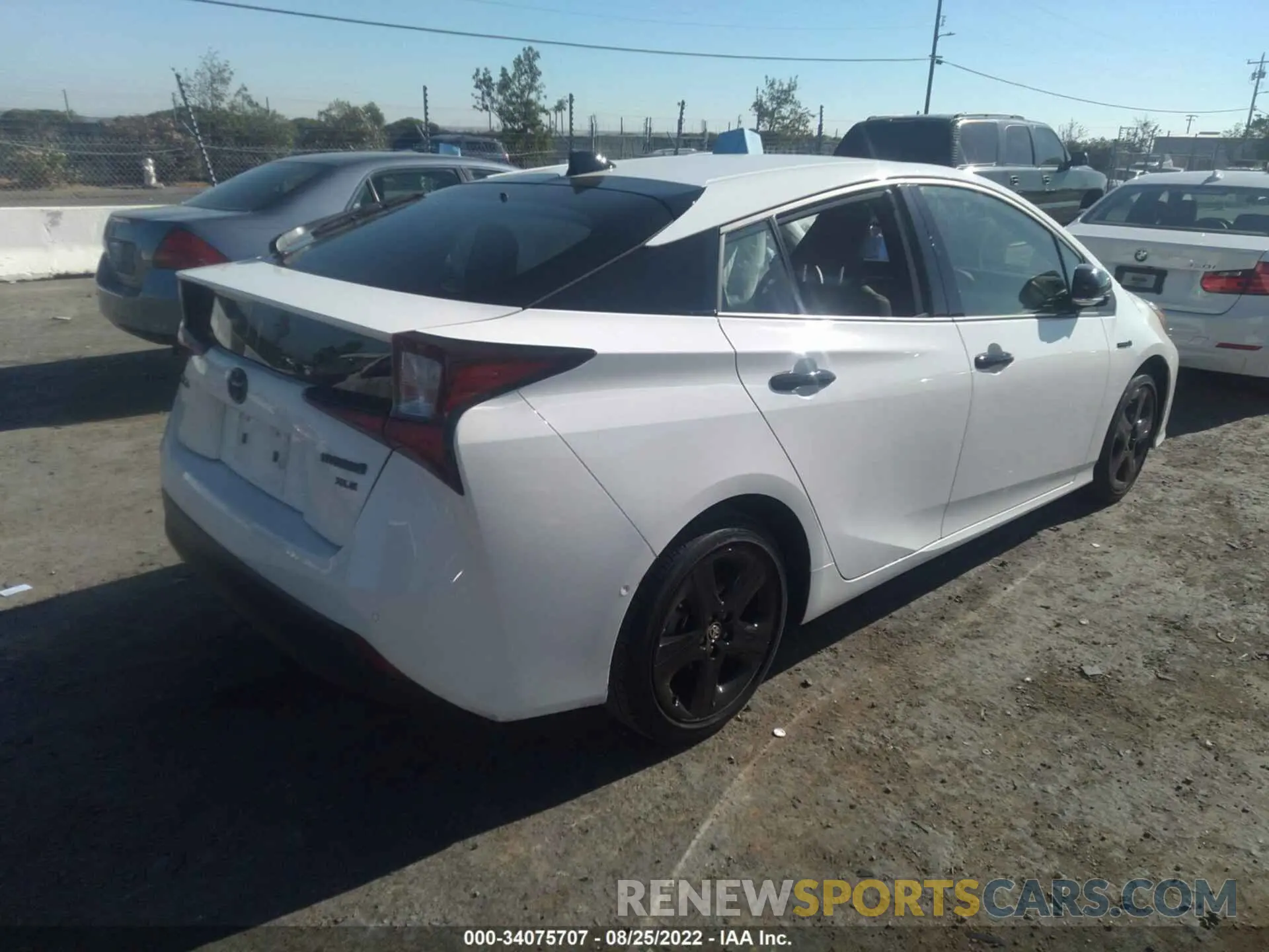 4 fotografías del automóvil dañado JTDKAMFU8N3175819 TOYOTA PRIUS 2022