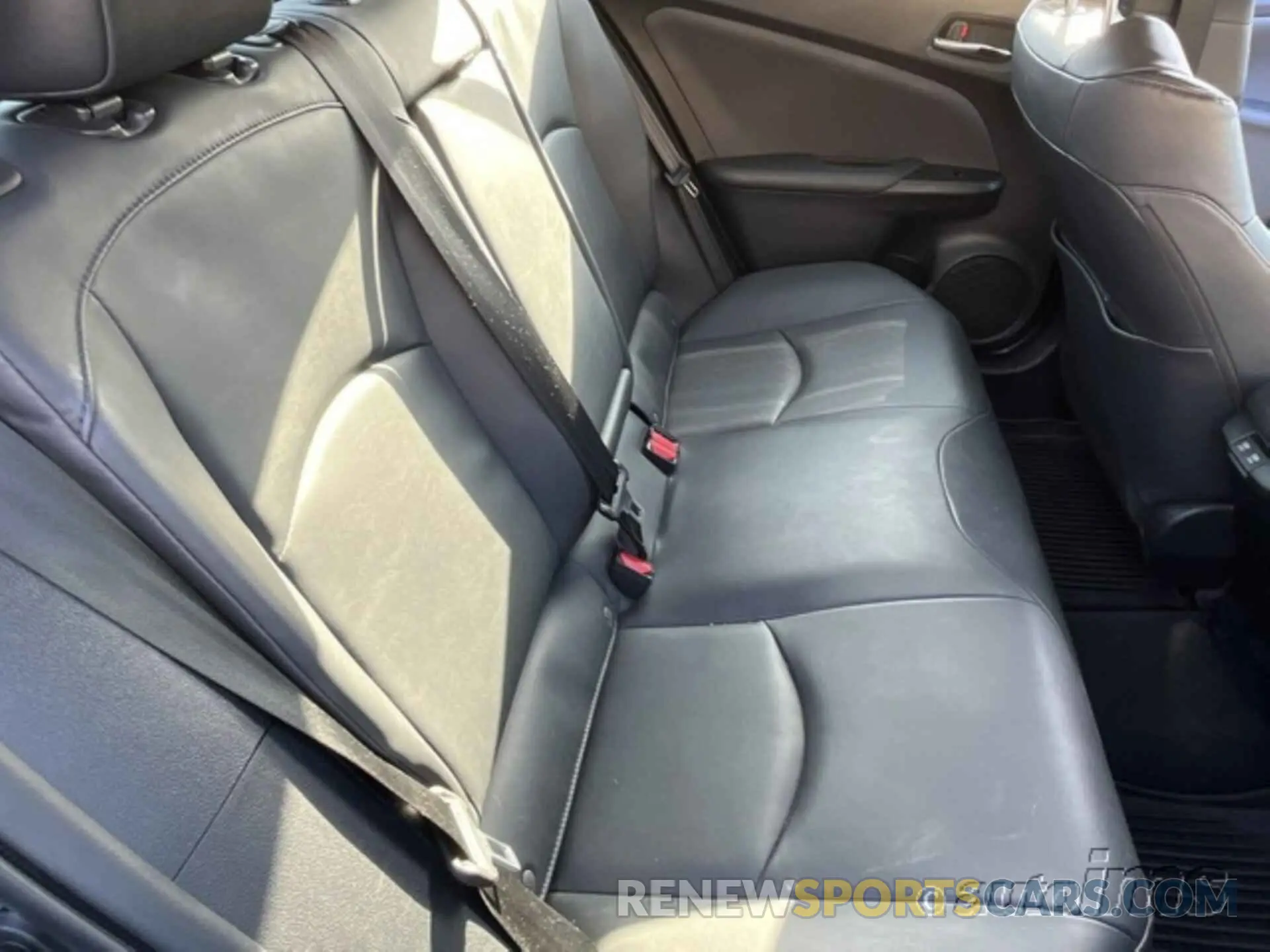 24 fotografías del automóvil dañado JTDKAMFU8N3180230 TOYOTA PRIUS 2022